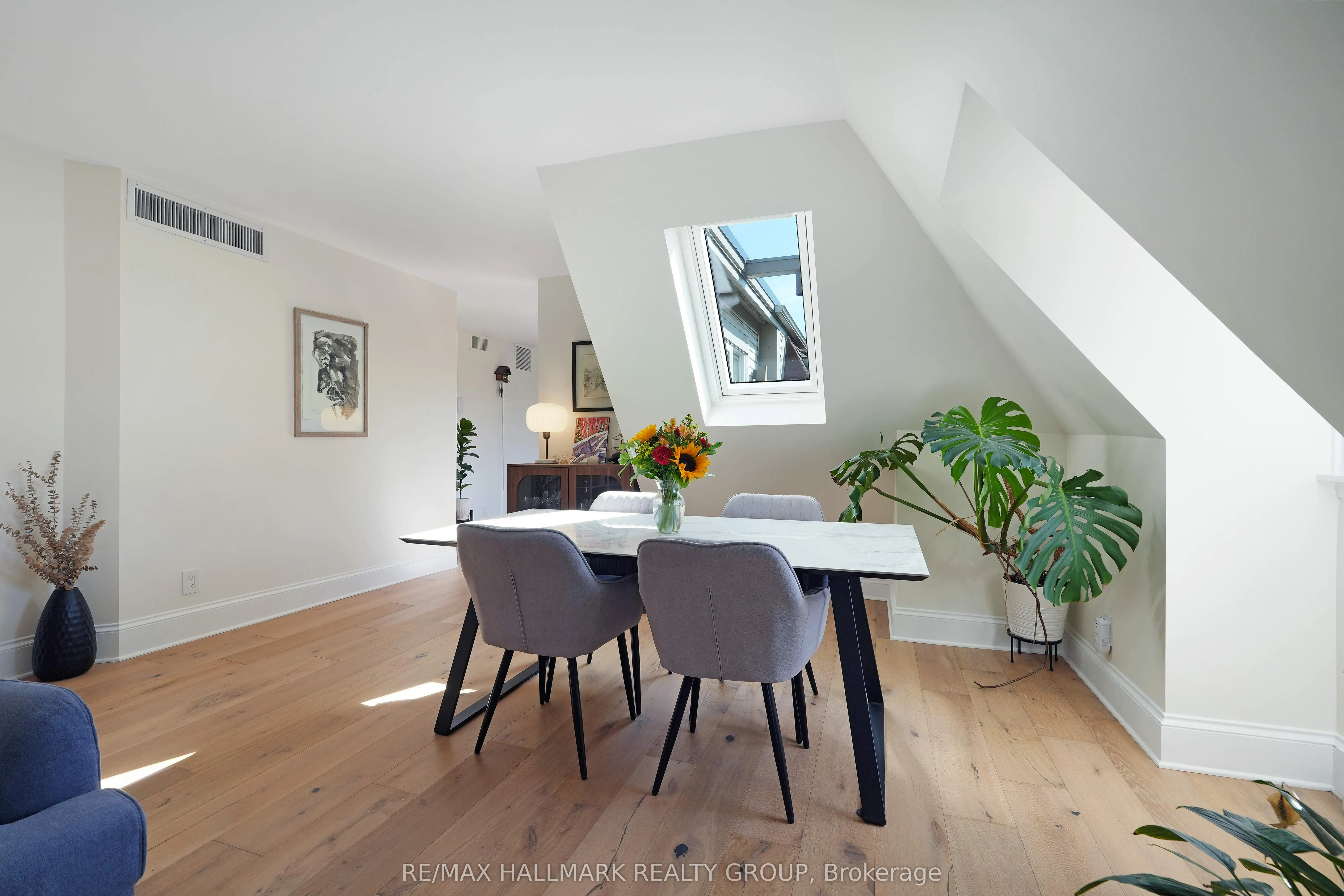 274 DALY Avenue, #5