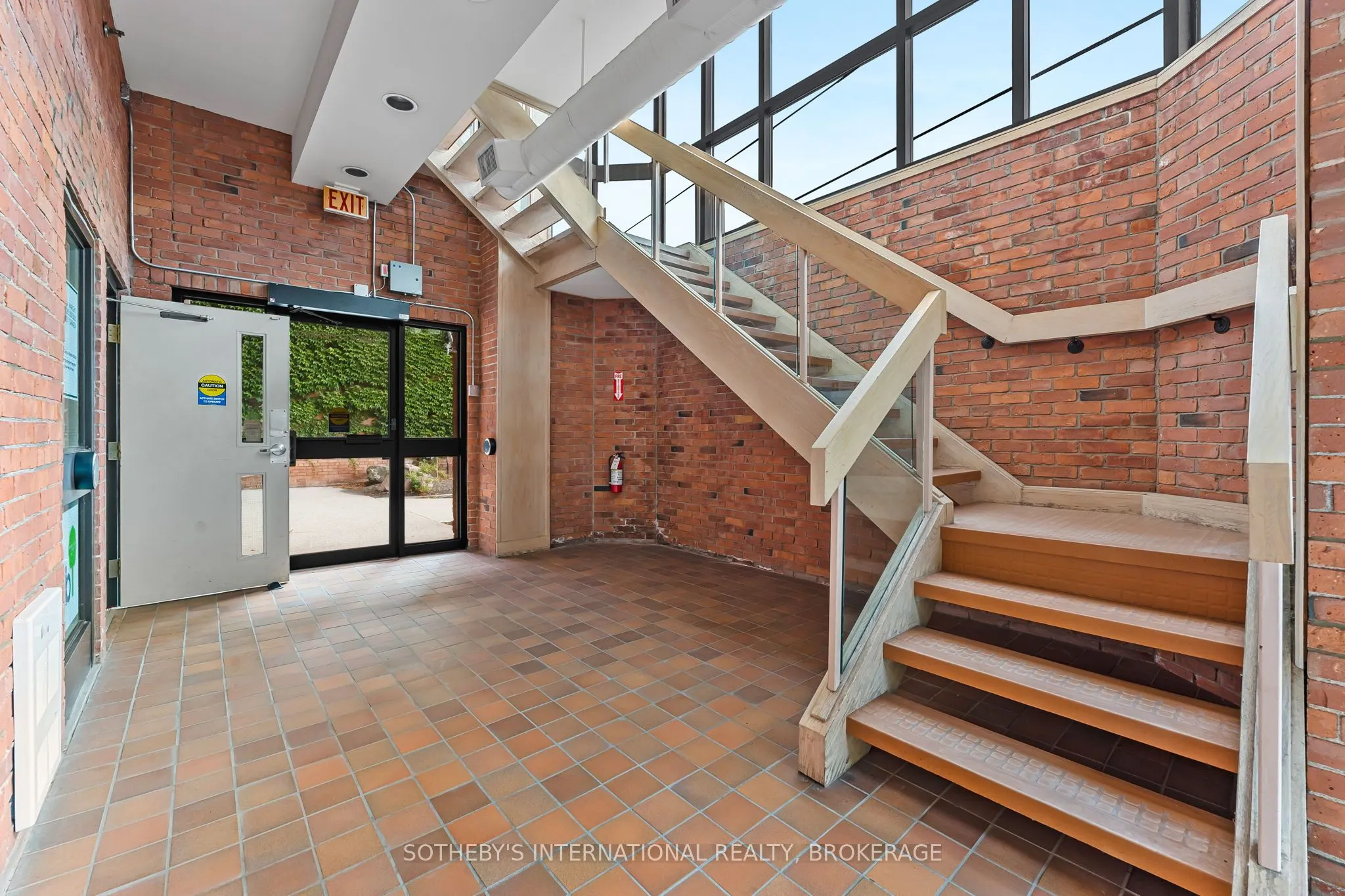 243 Church Street, #200