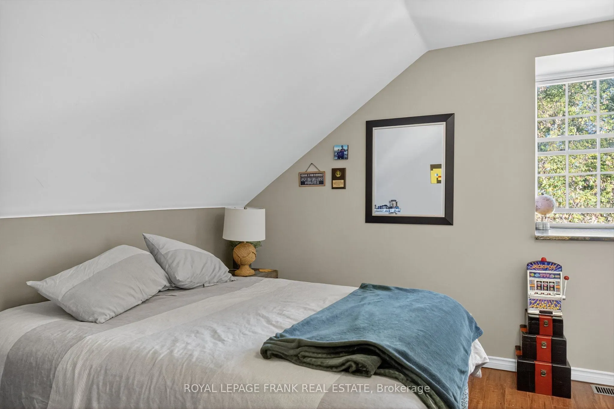 2648 Dummer-Asphodel Road
