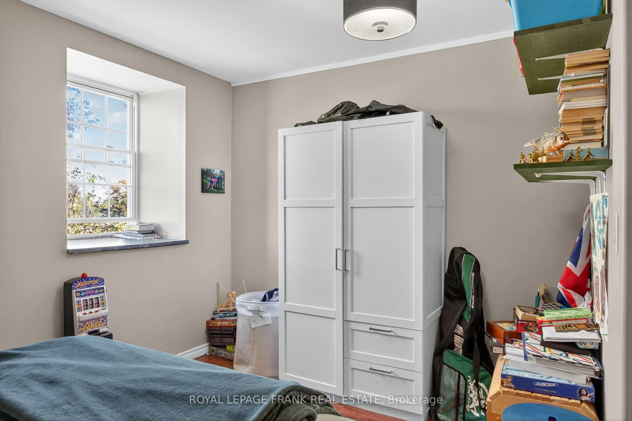 2648 Dummer-Asphodel Road
