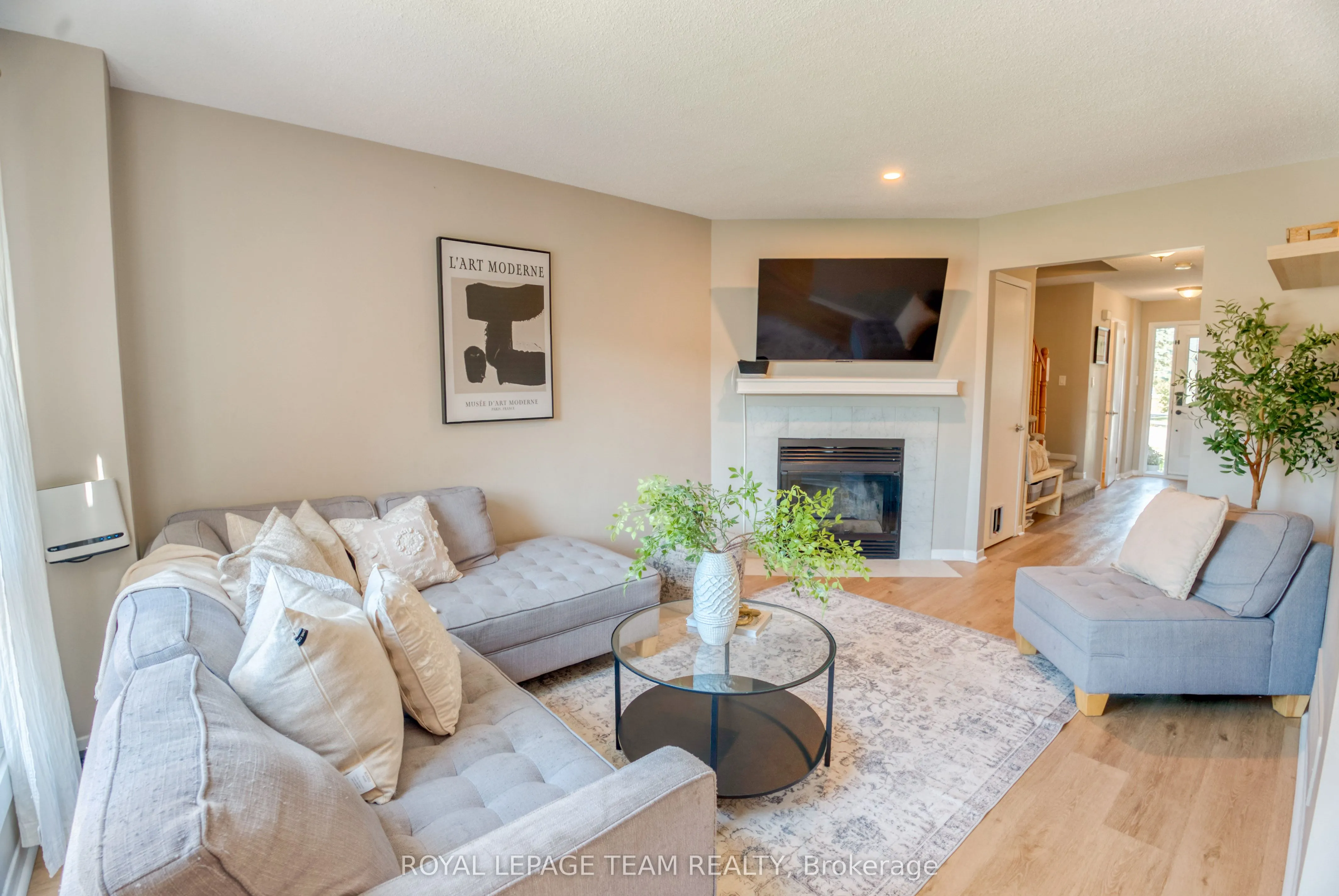 3 Springtree Place