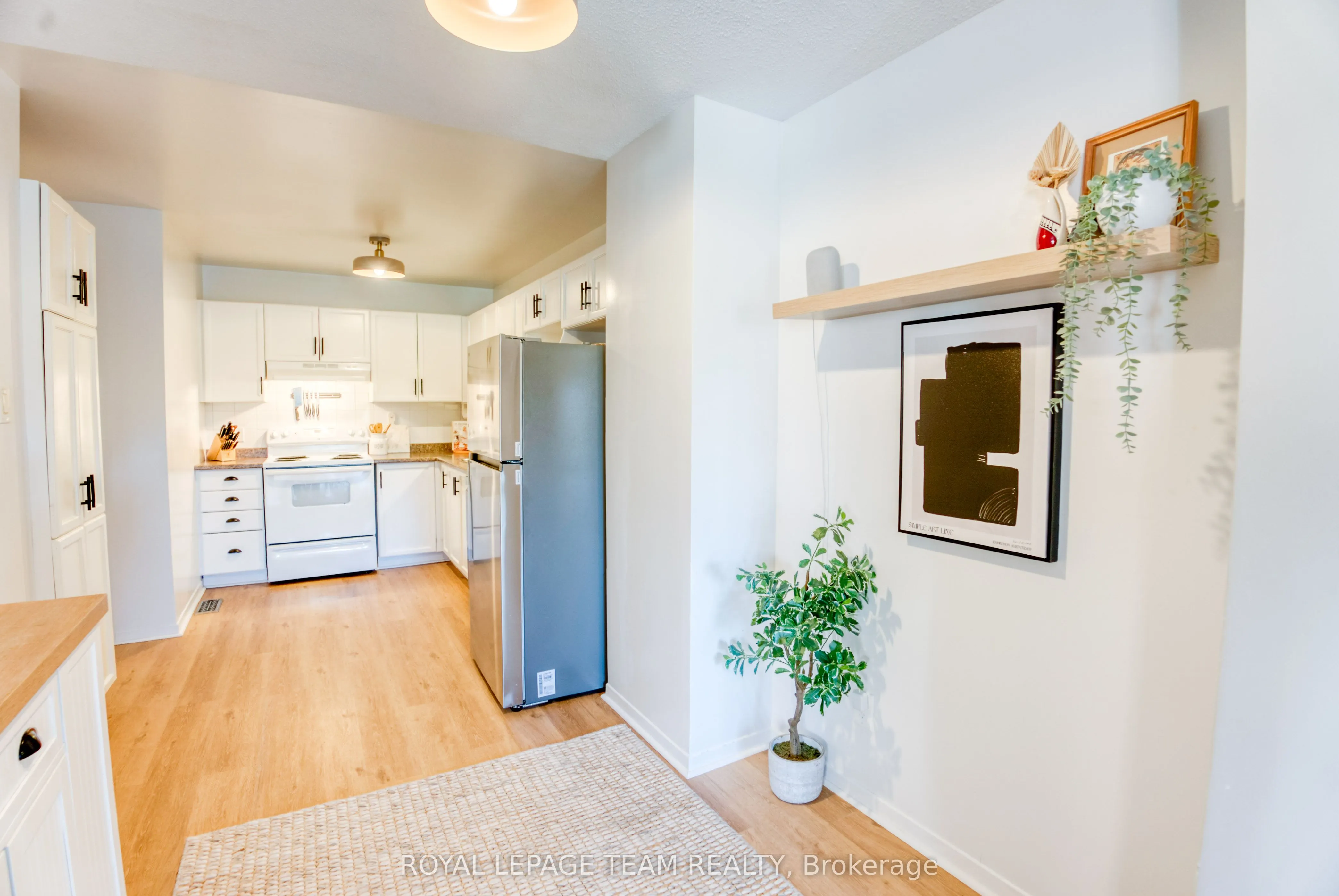 3 Springtree Place