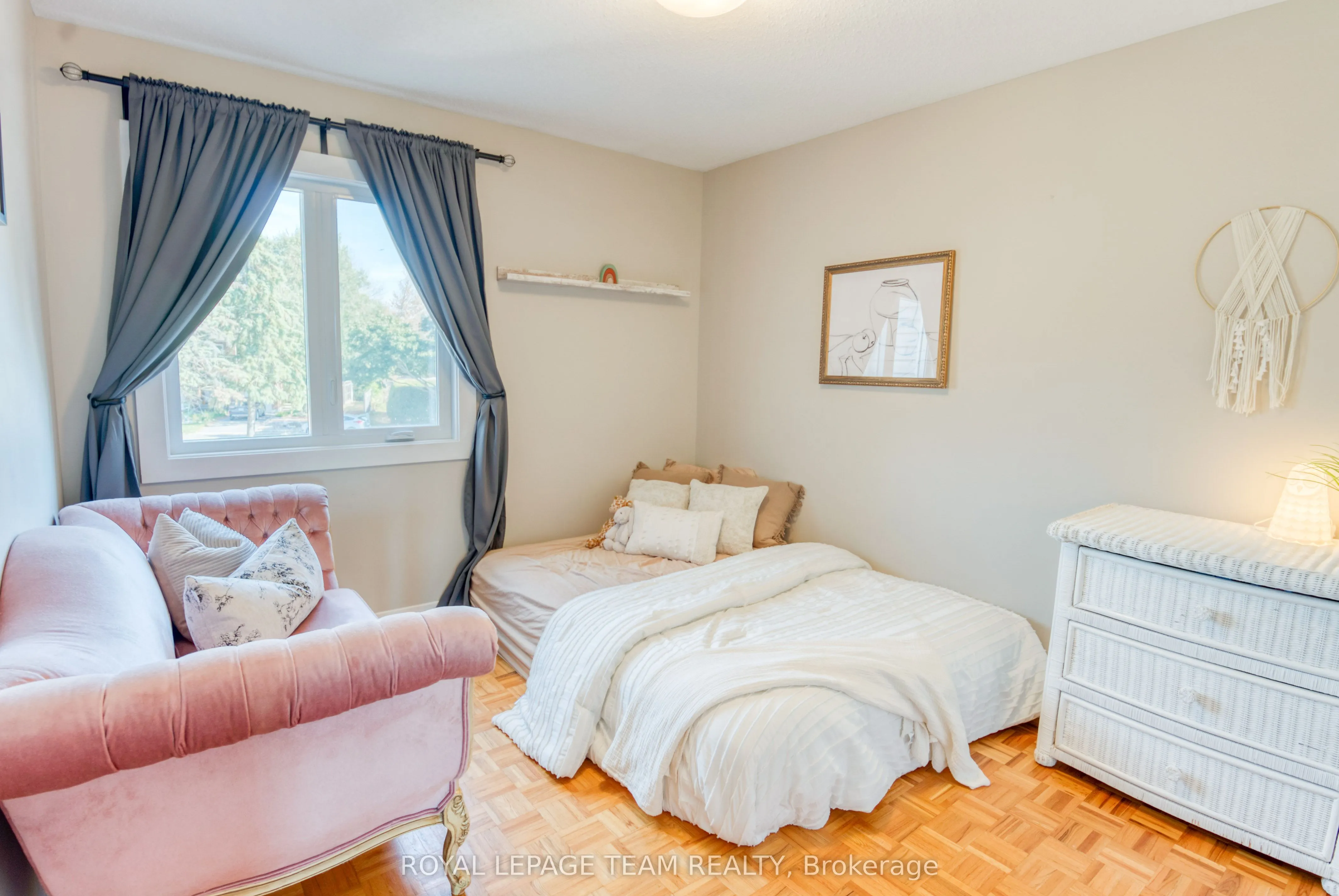 3 Springtree Place