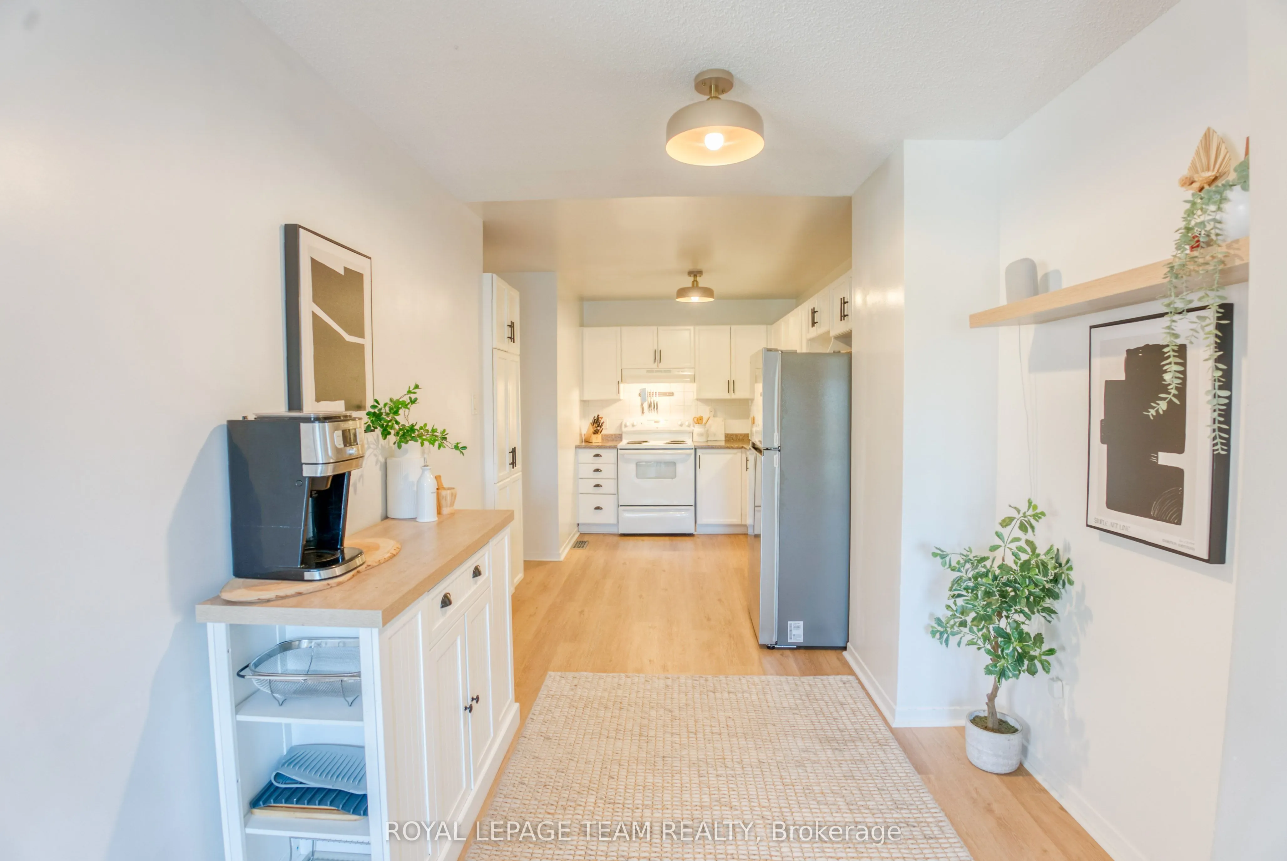 3 Springtree Place