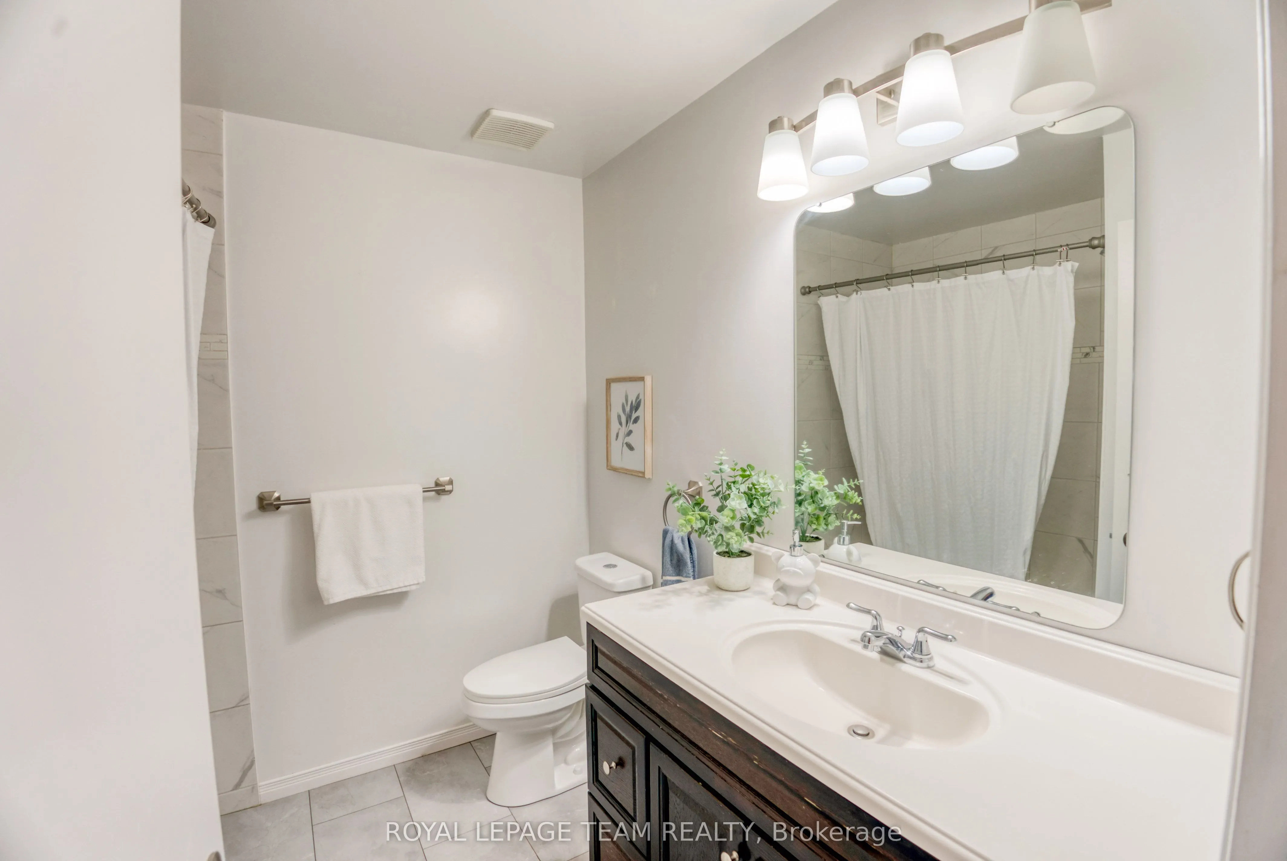 3 Springtree Place