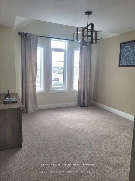 23 Barlow Place