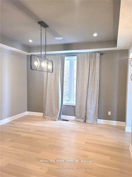 23 Barlow Place