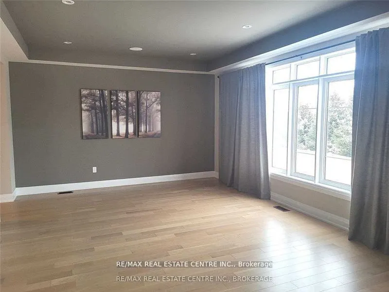23 Barlow Place