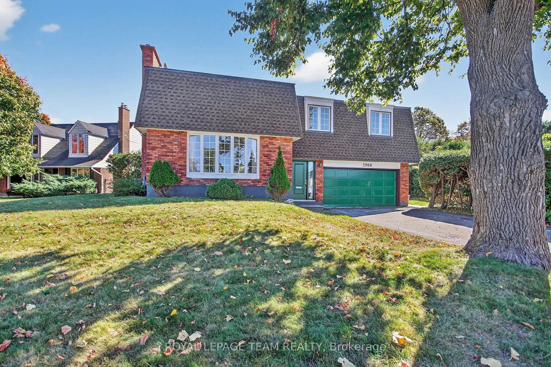1900 Southampton Court