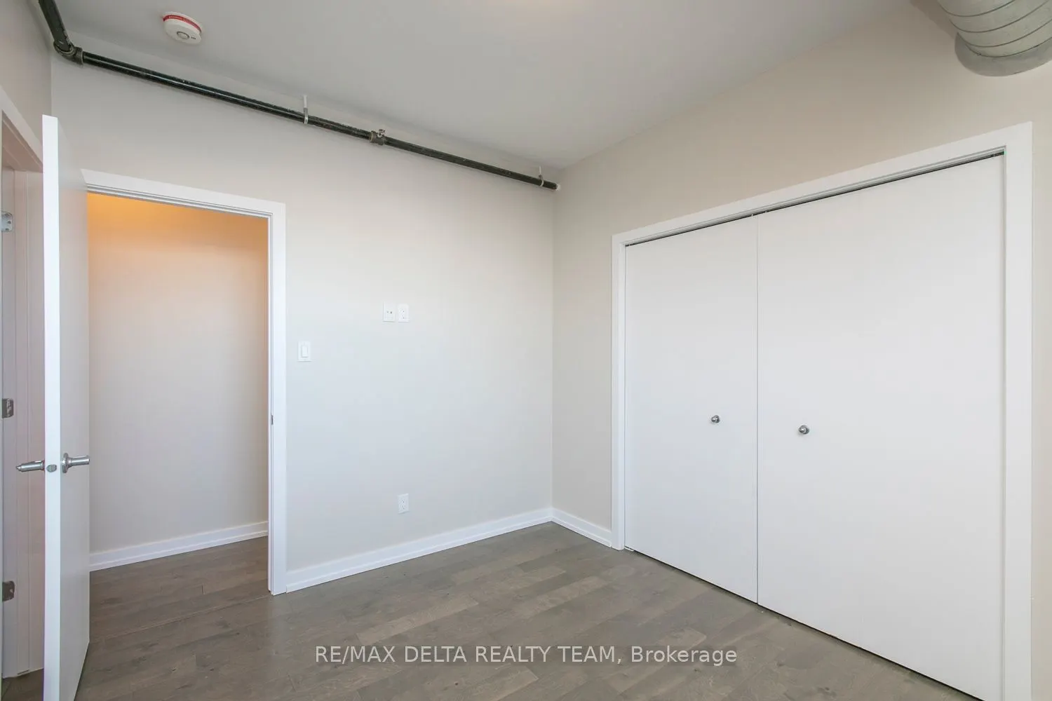 150 Greenfield Avenue, #405