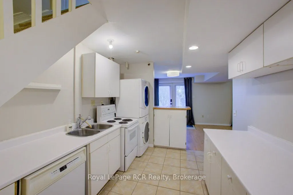 366 Auden Road