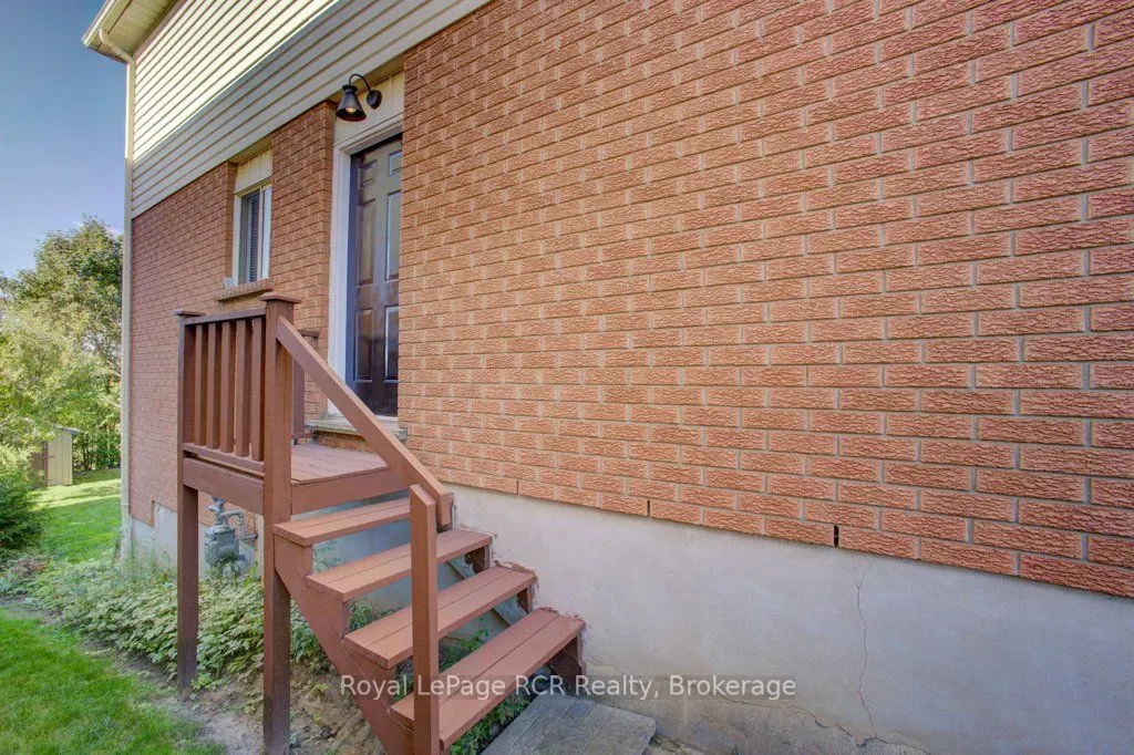 366 Auden Road