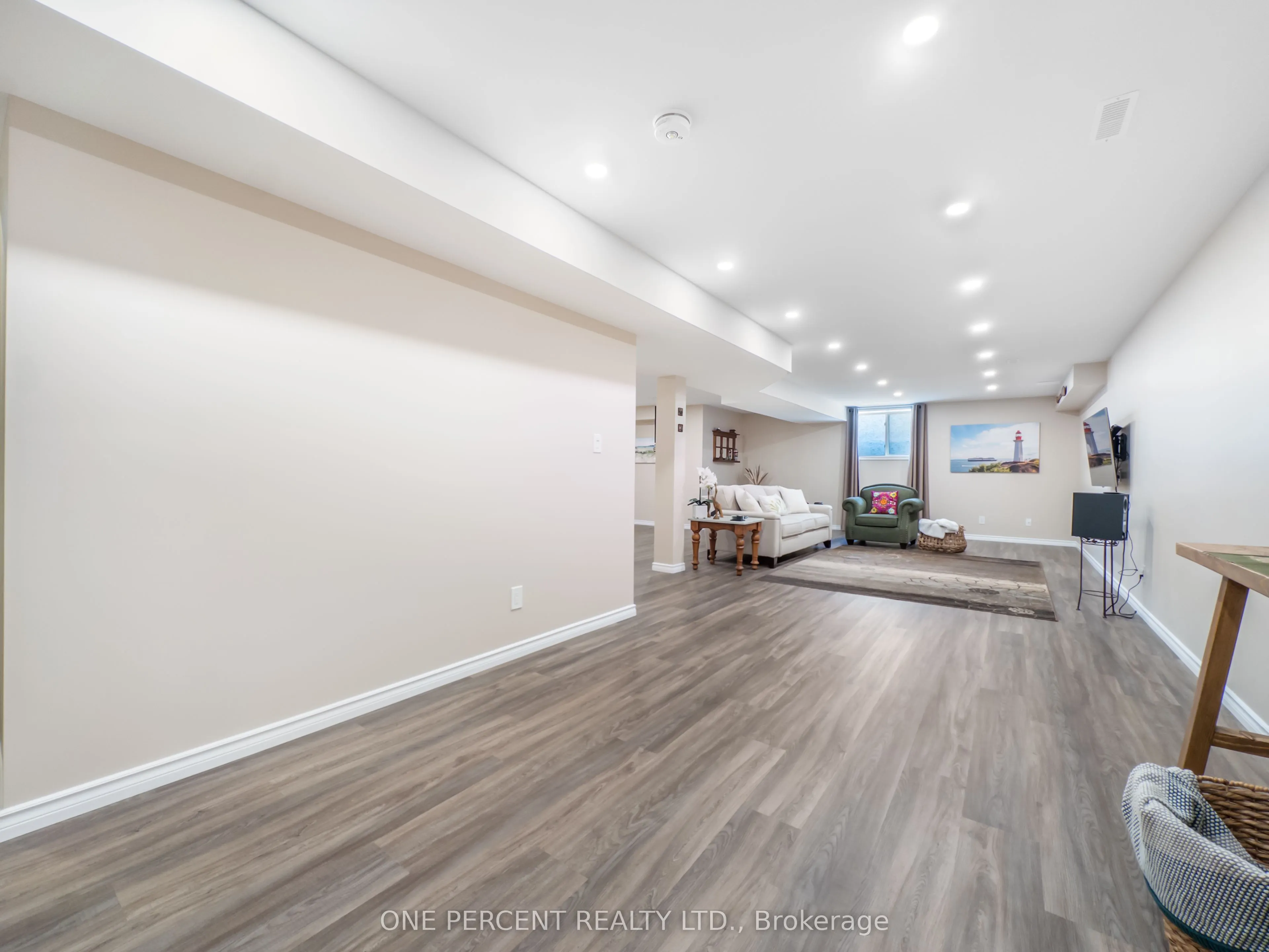88 Essex Drive