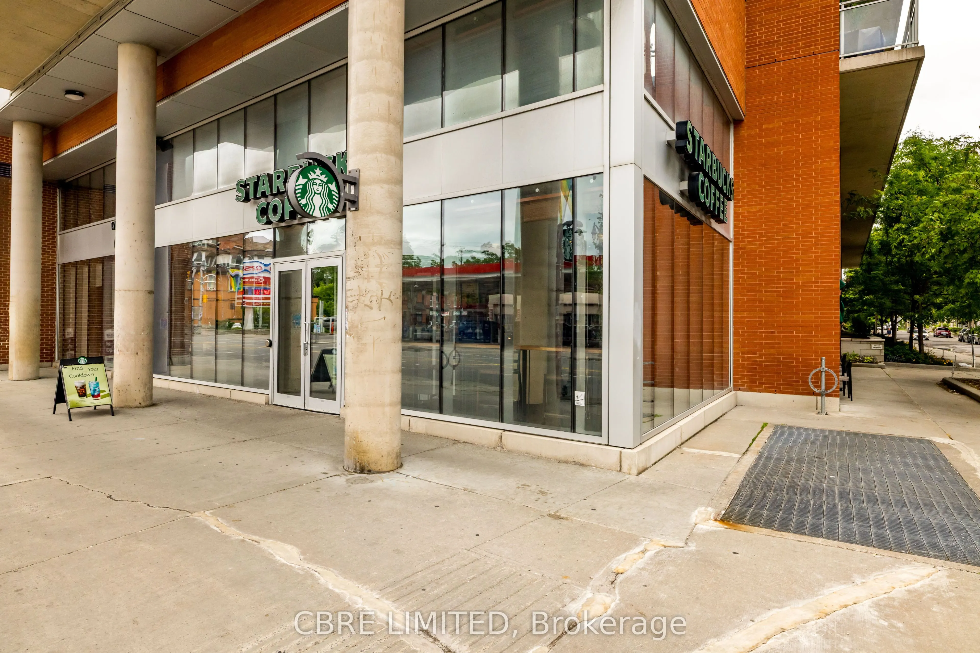 455 Bank Street, #3
