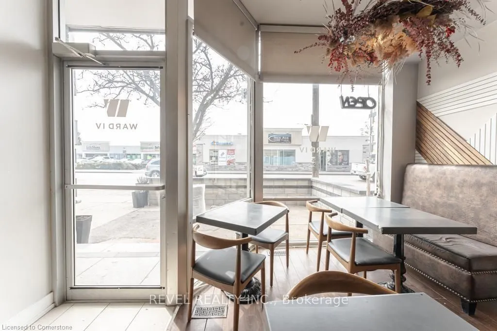 1441 Main Street E