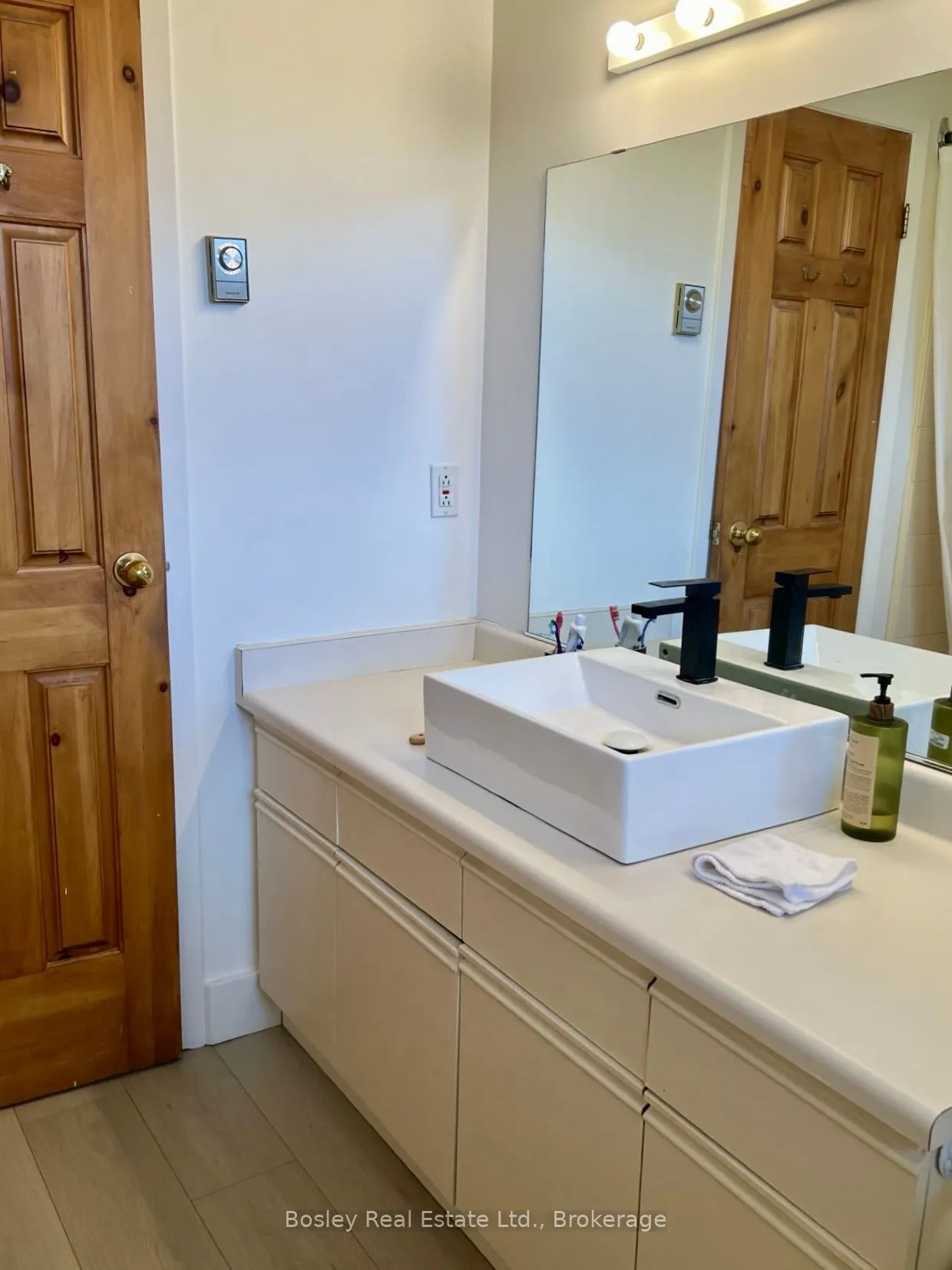 58 Alice Street, #17