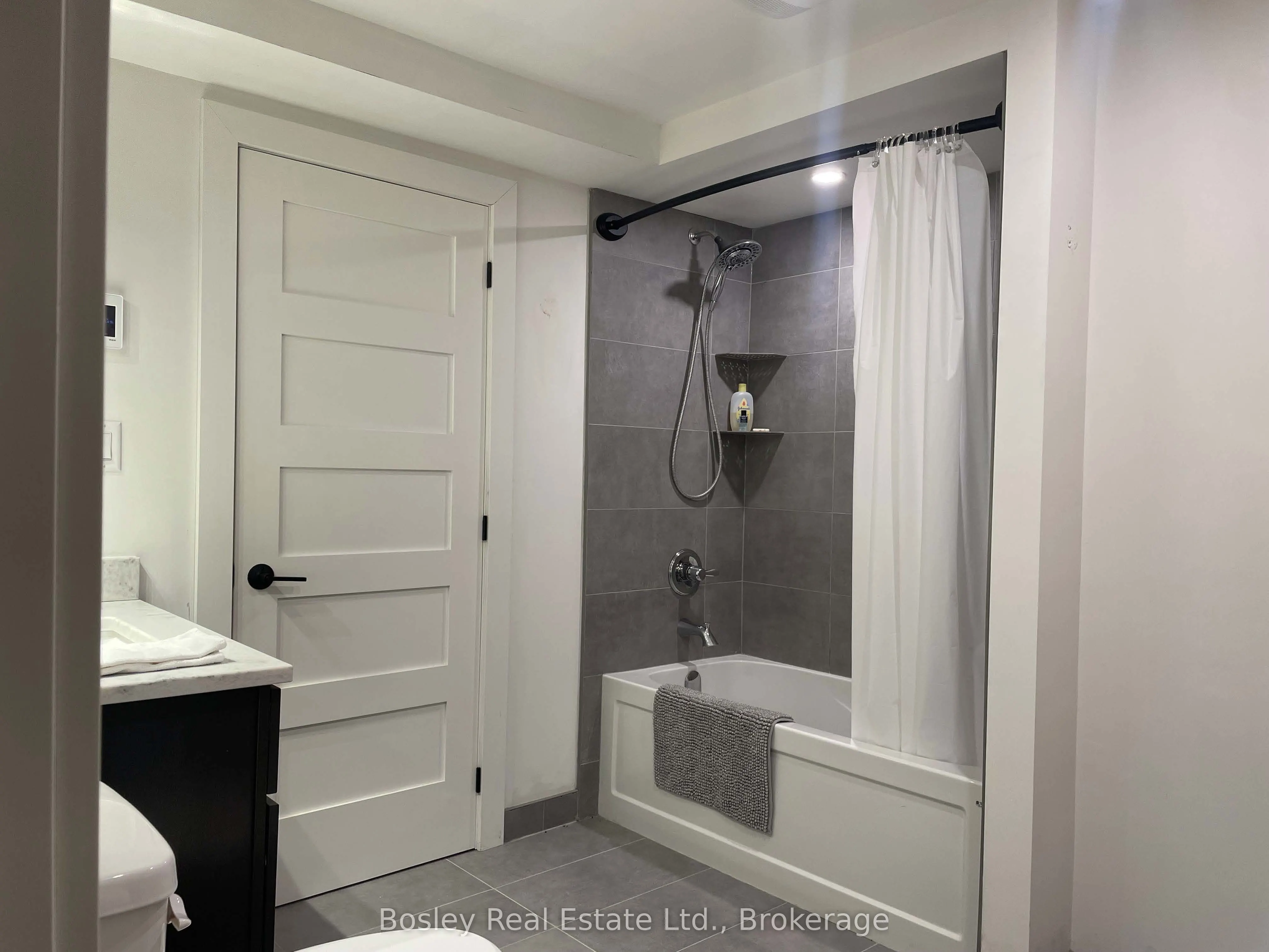 58 Alice Street, #17