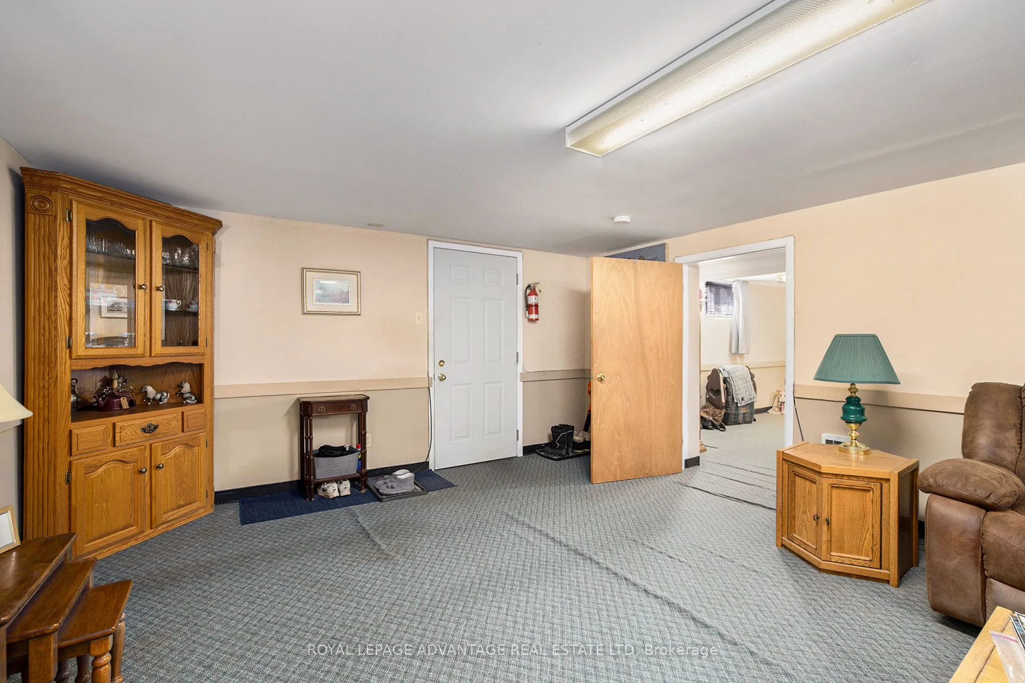 37 William Street E