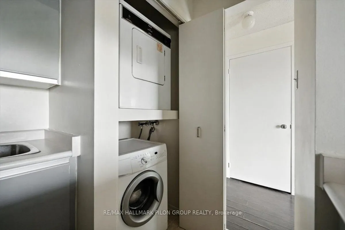 270 Brittany Drive, #411
