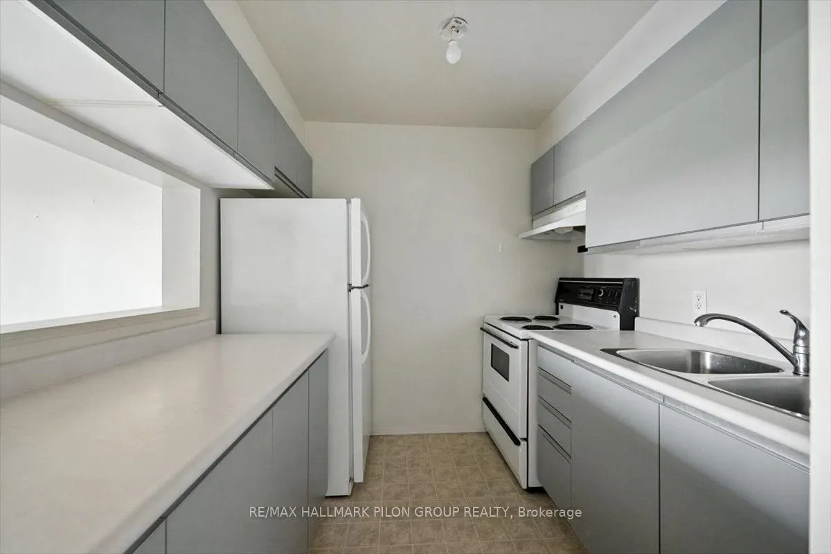 270 Brittany Drive, #411