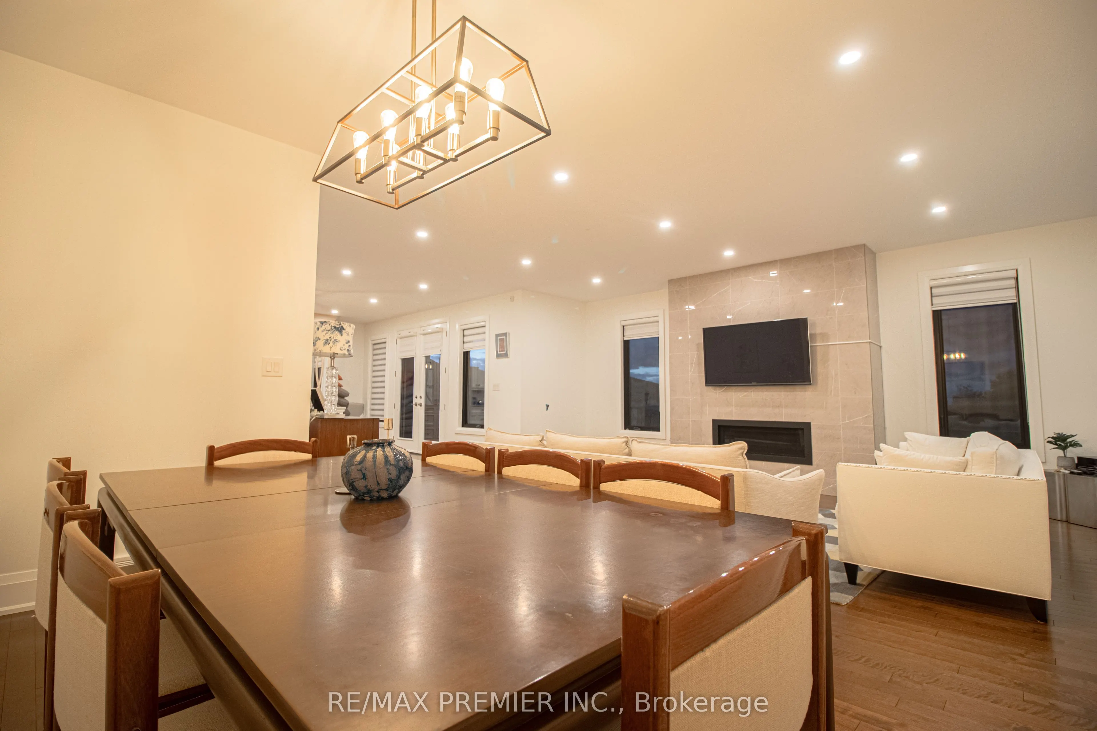 4 Kenmir Avenue