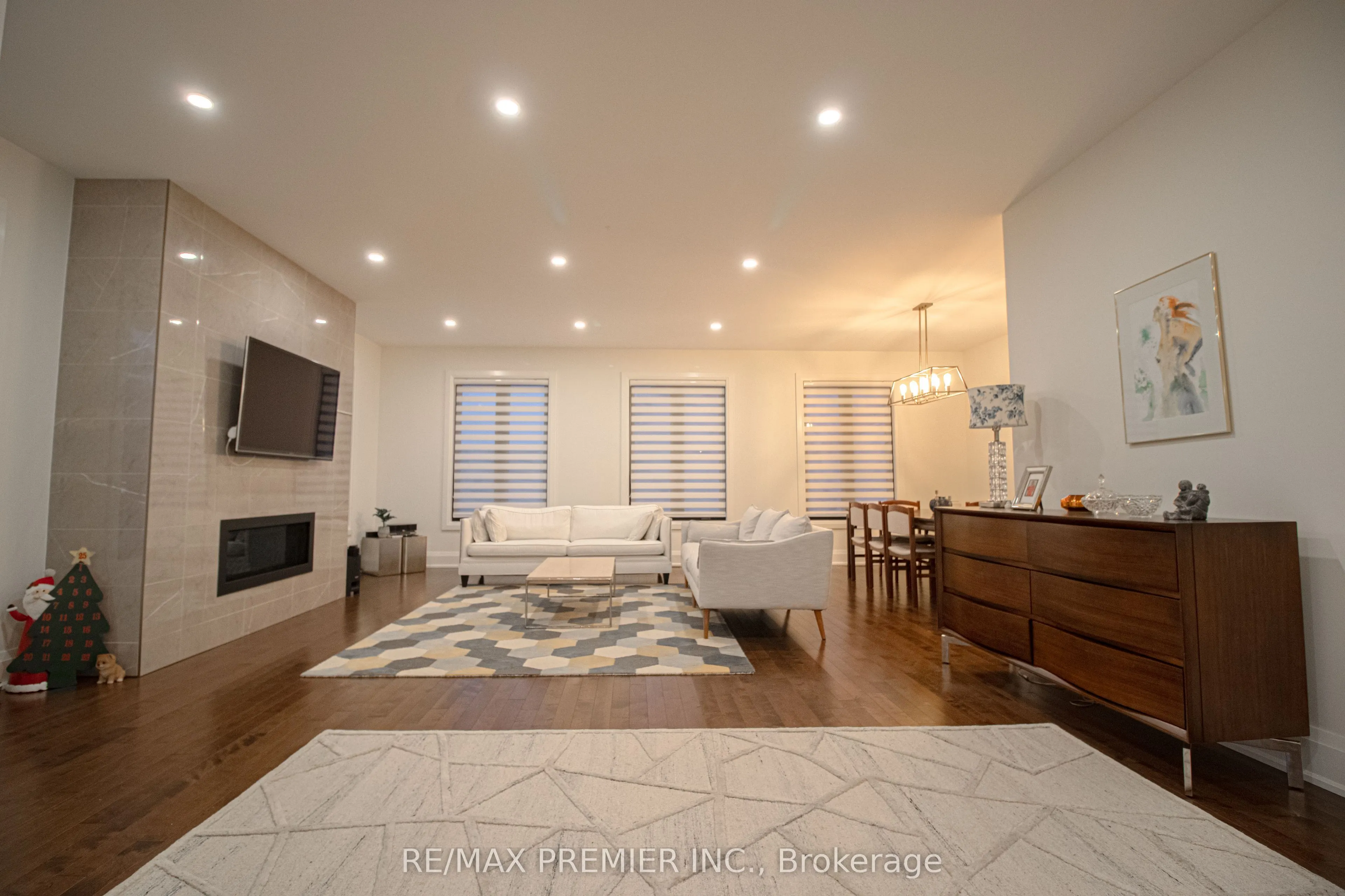 4 Kenmir Avenue