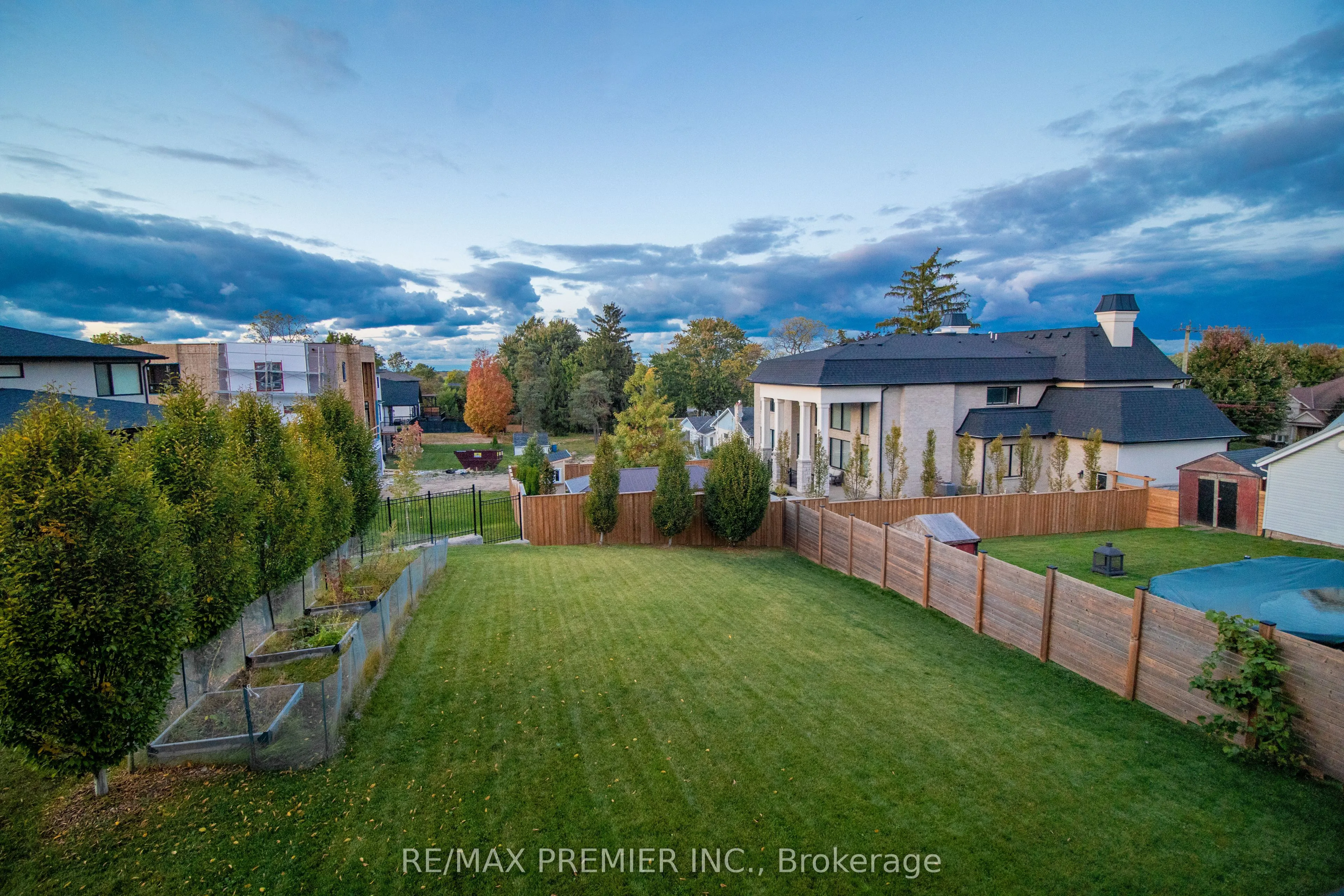 4 Kenmir Avenue
