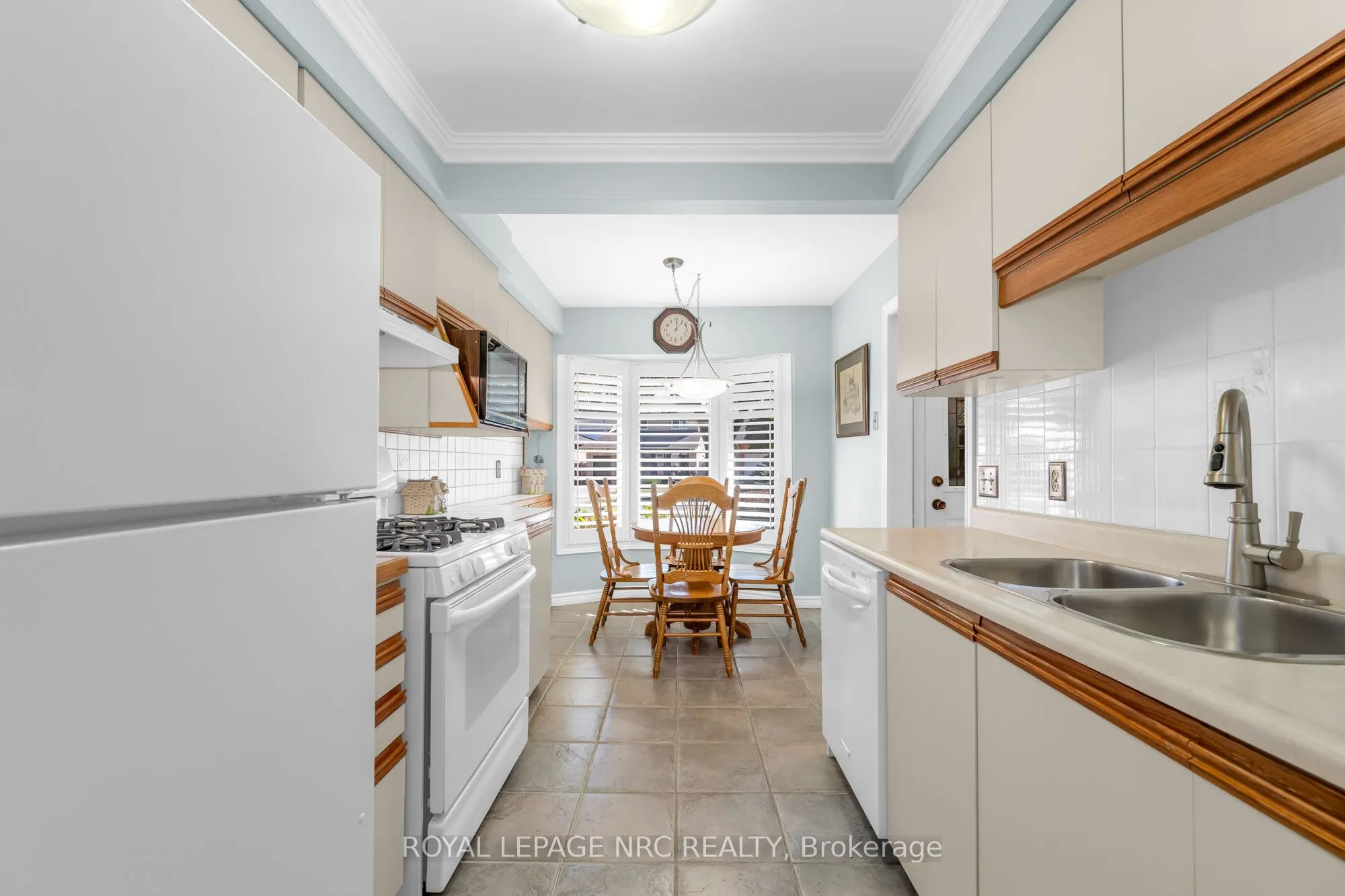 15 Ellington Avenue, #3