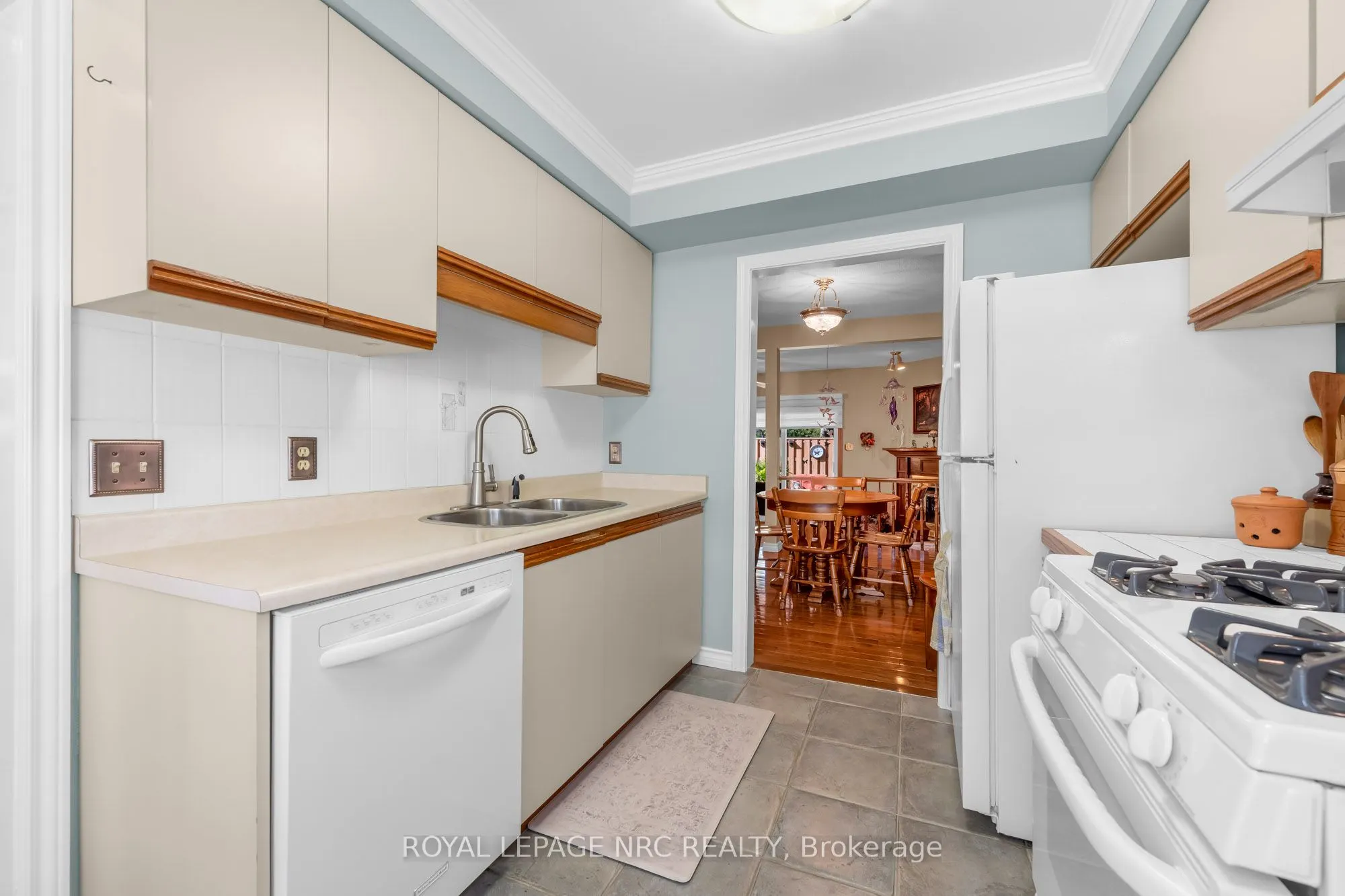 15 Ellington Avenue, #3