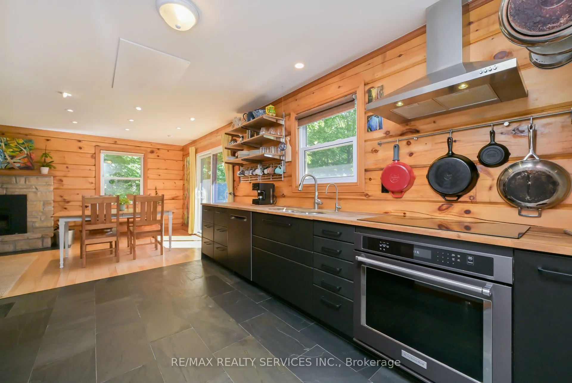 1 Mountainview Road