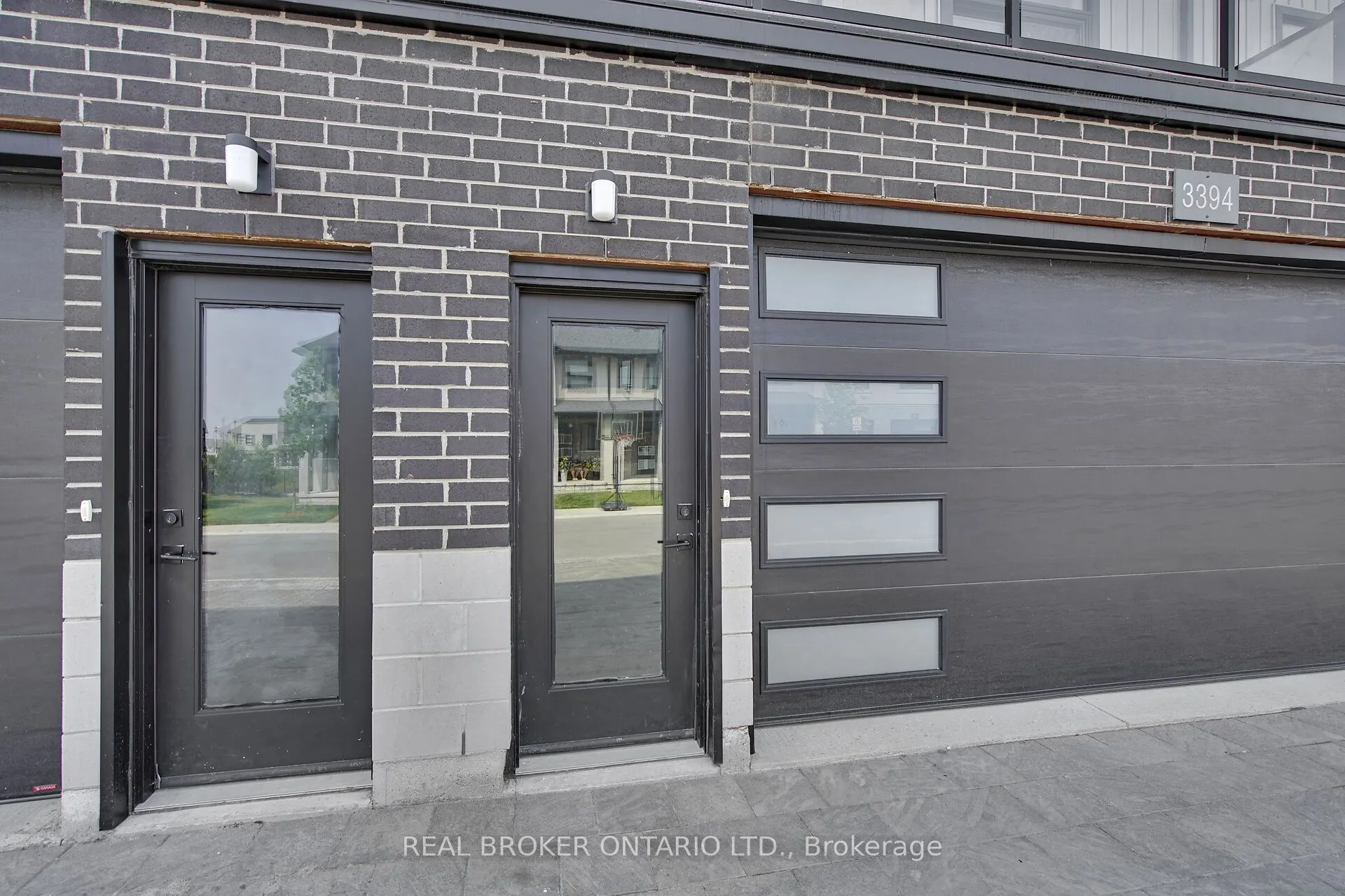 3394 Singleton Avenue, #80
