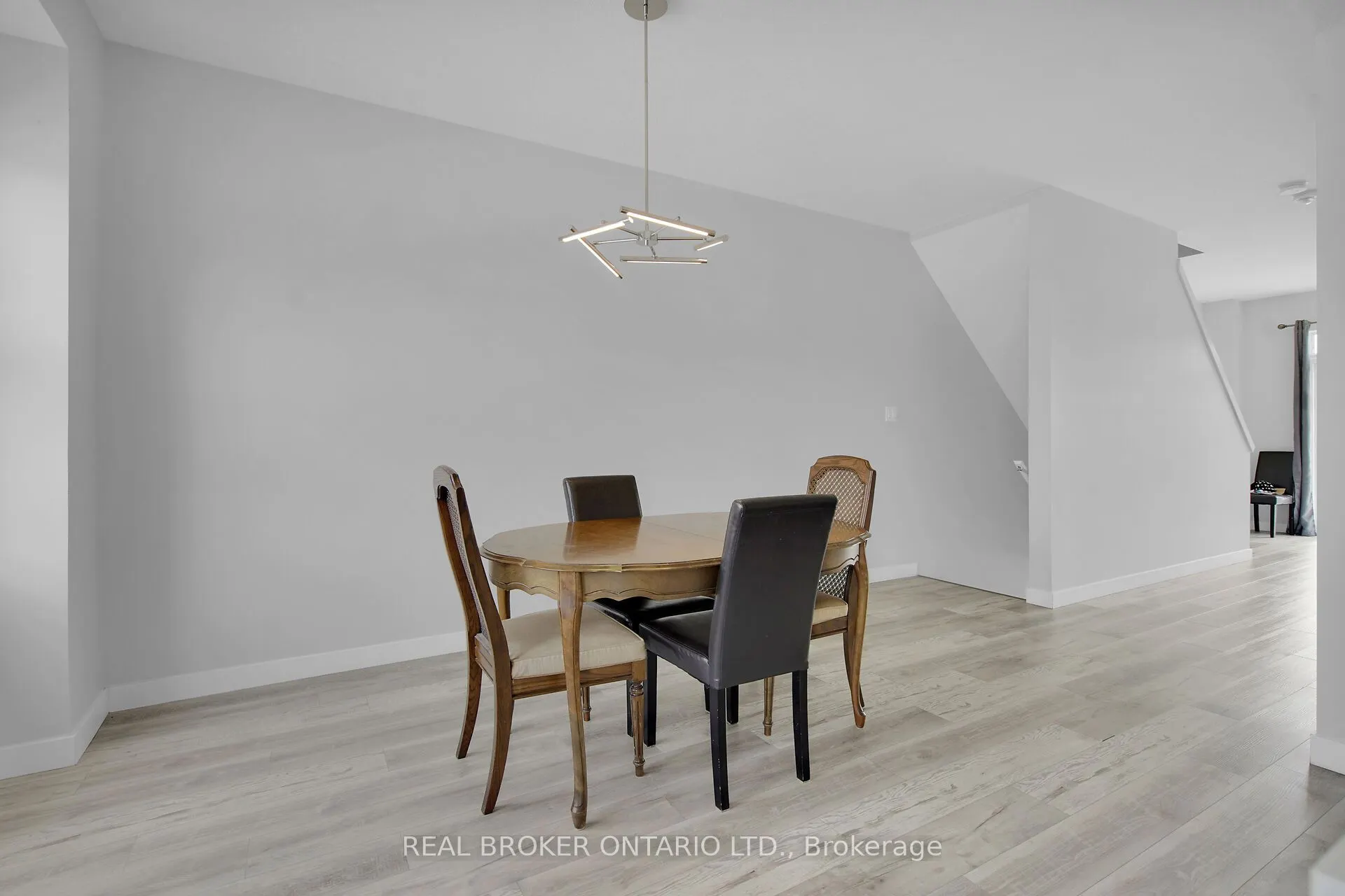3394 Singleton Avenue, #80