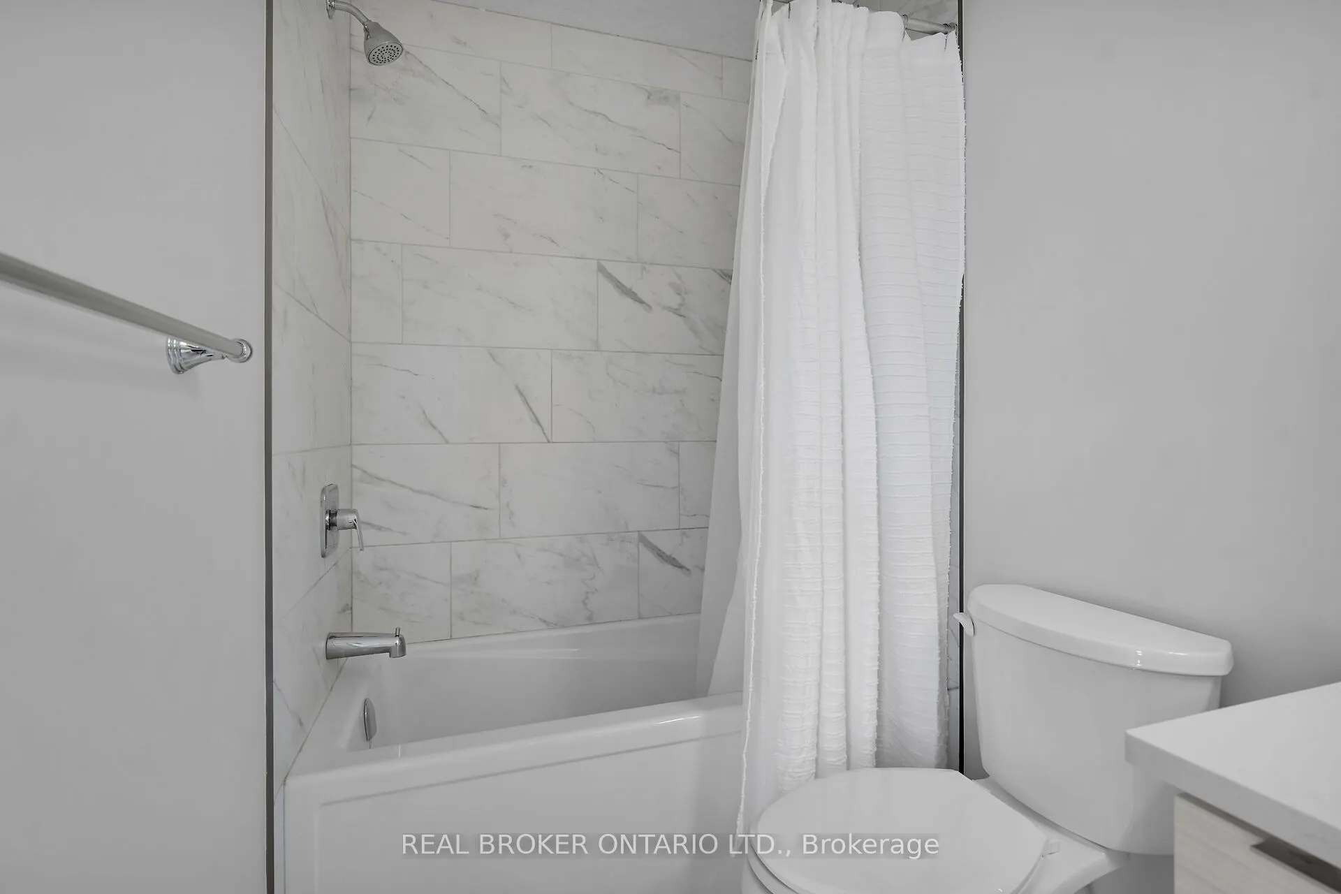 3394 Singleton Avenue, #80