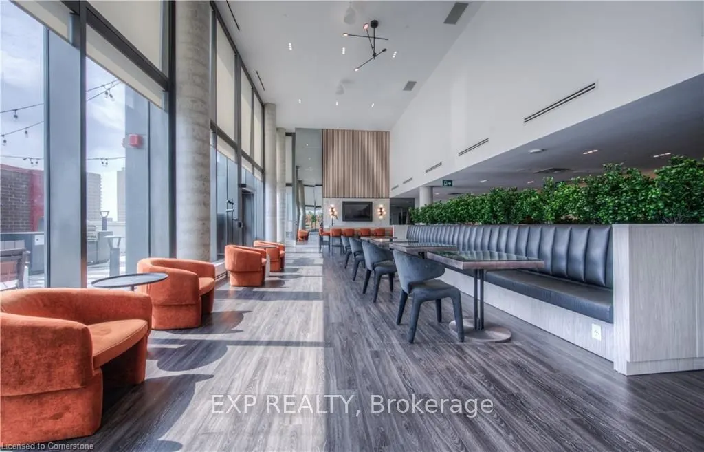 15 Wellington Street, #510