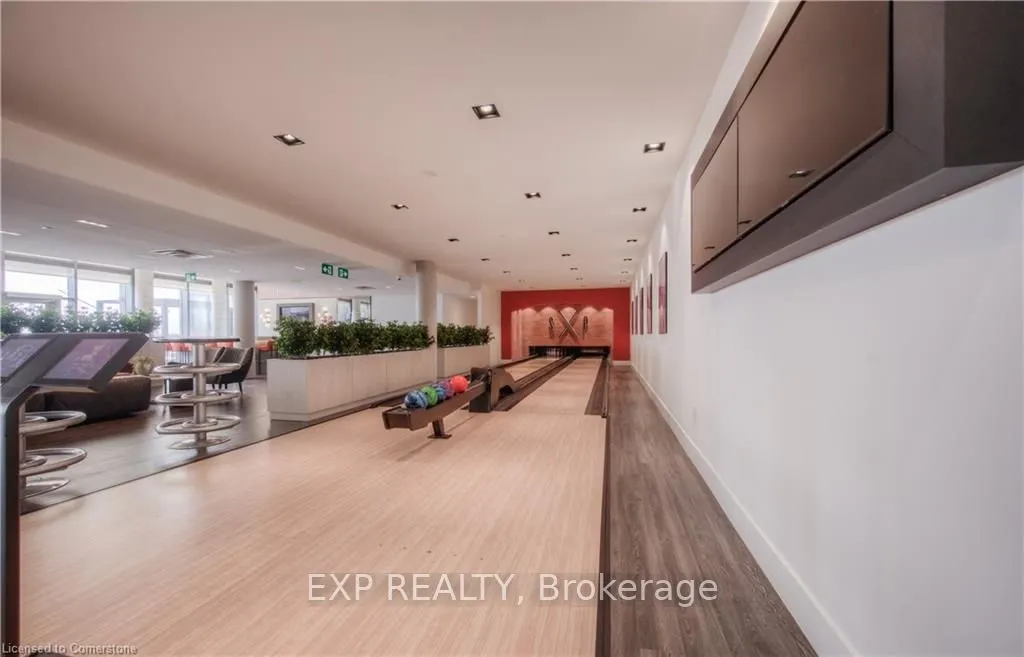15 Wellington Street, #510