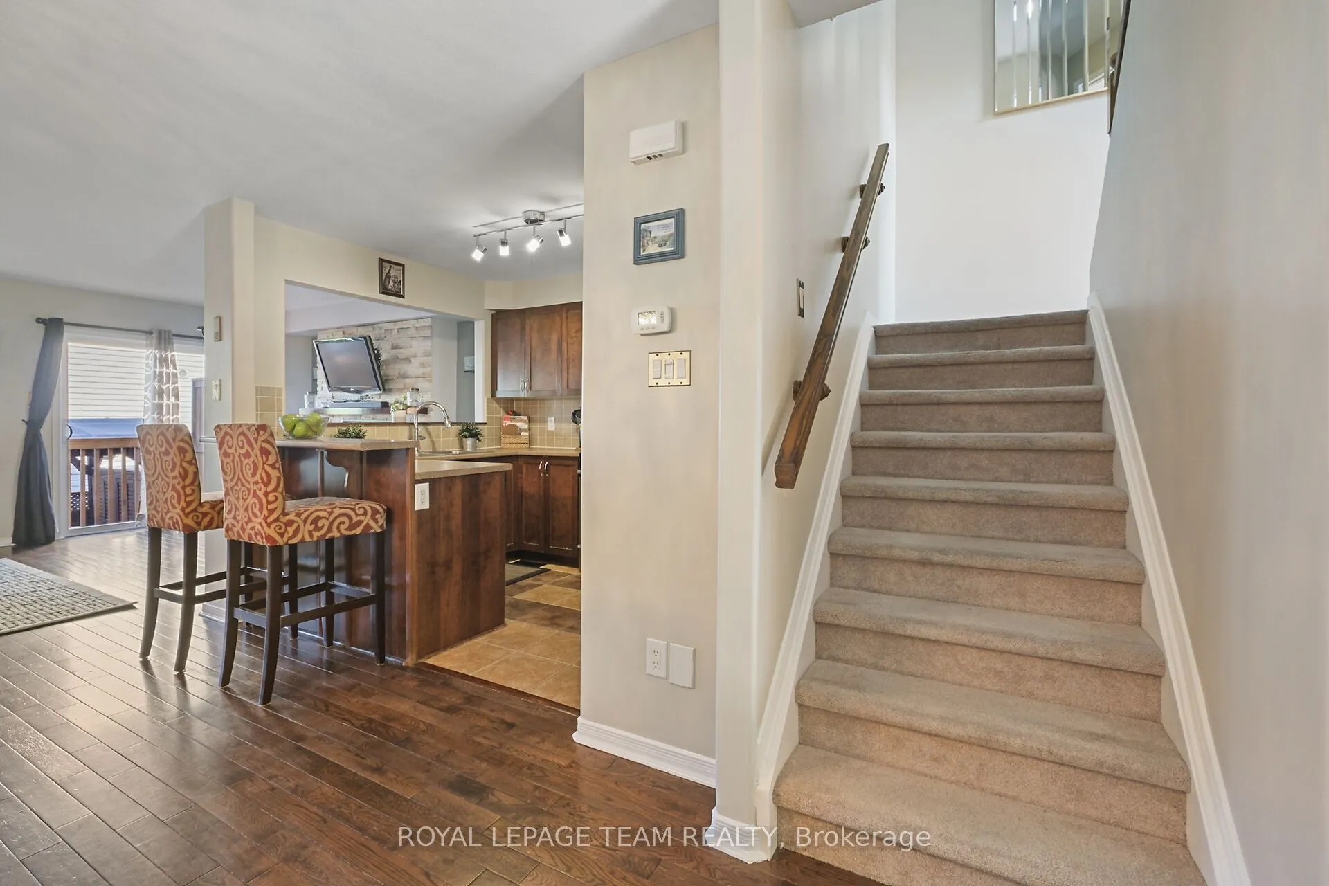 215 Parkrose Private