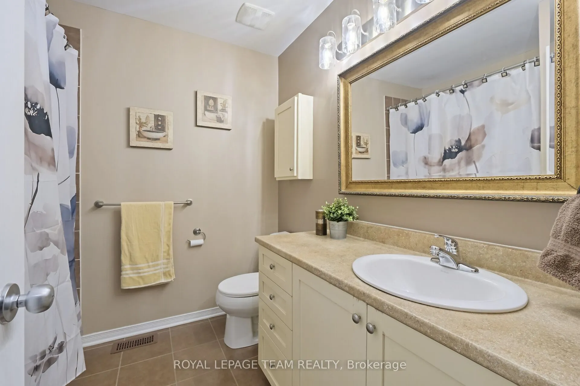 215 Parkrose Private