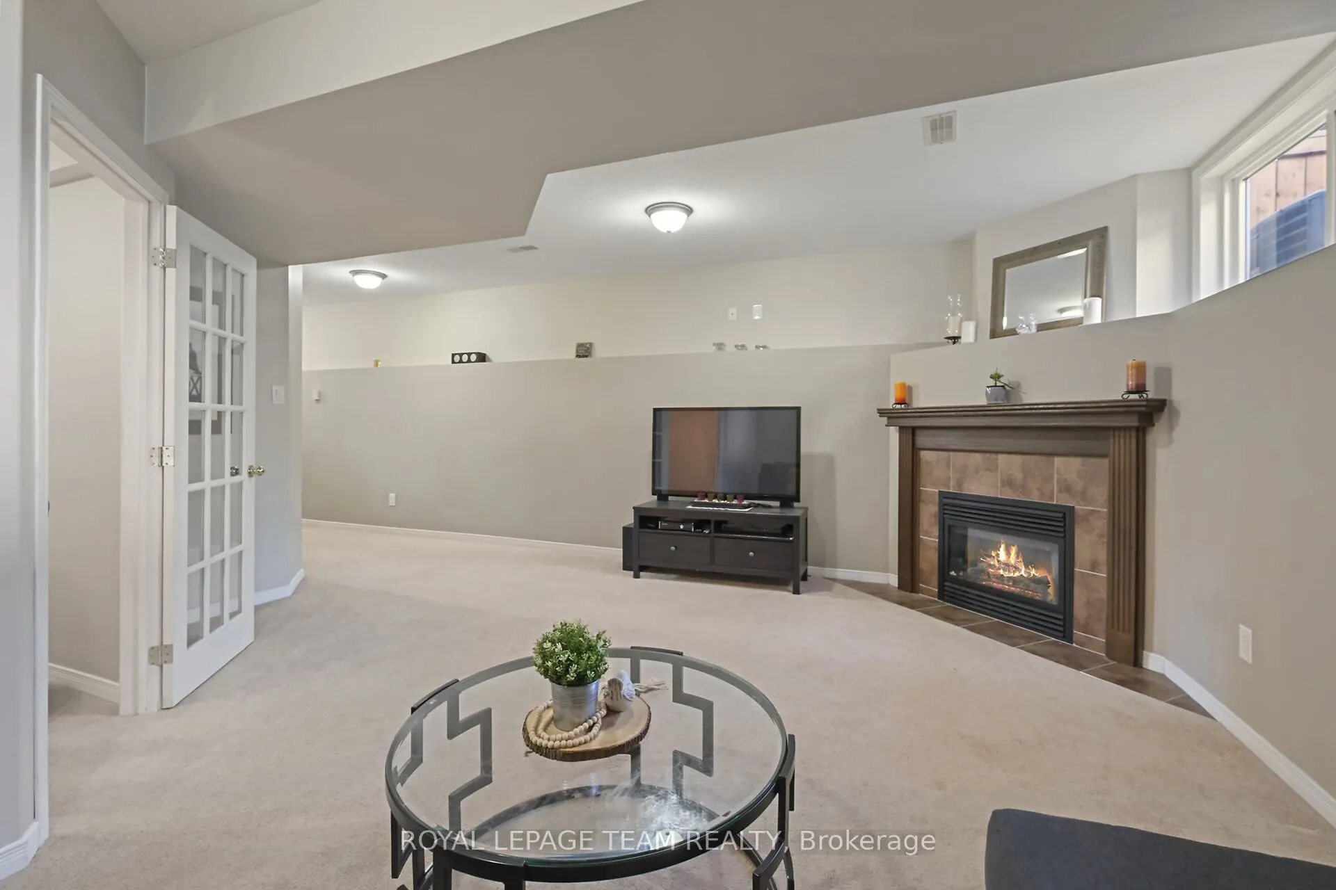 215 Parkrose Private