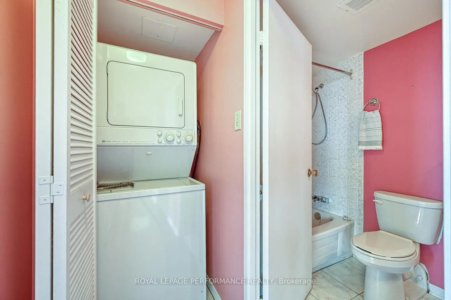 500 Laurier Avenue W, #2103