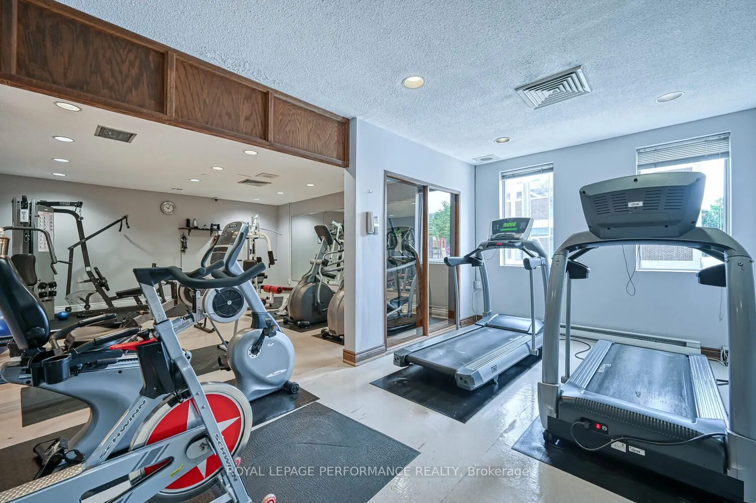 500 Laurier Avenue W, #2103