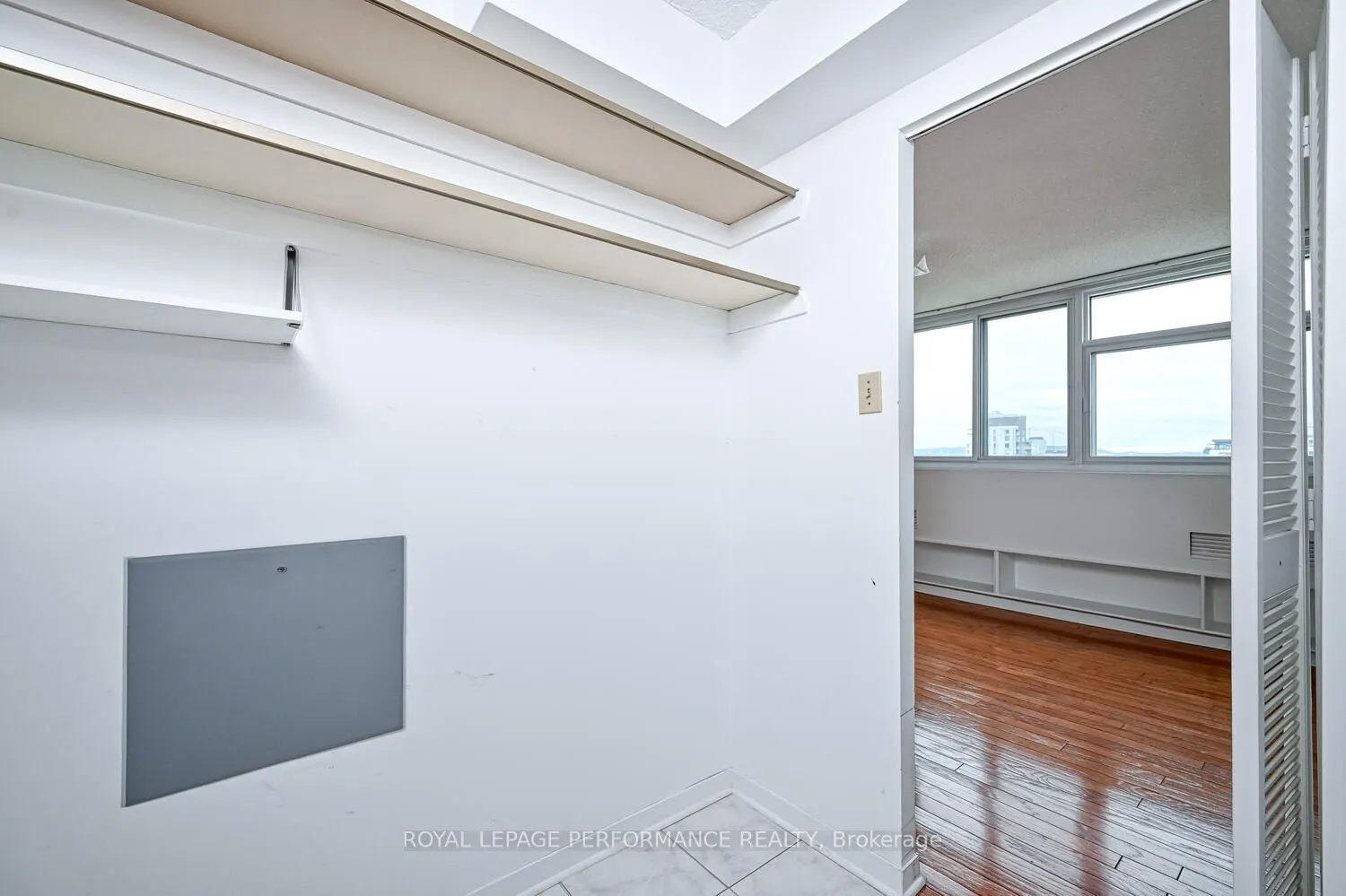 500 Laurier Avenue W, #2103