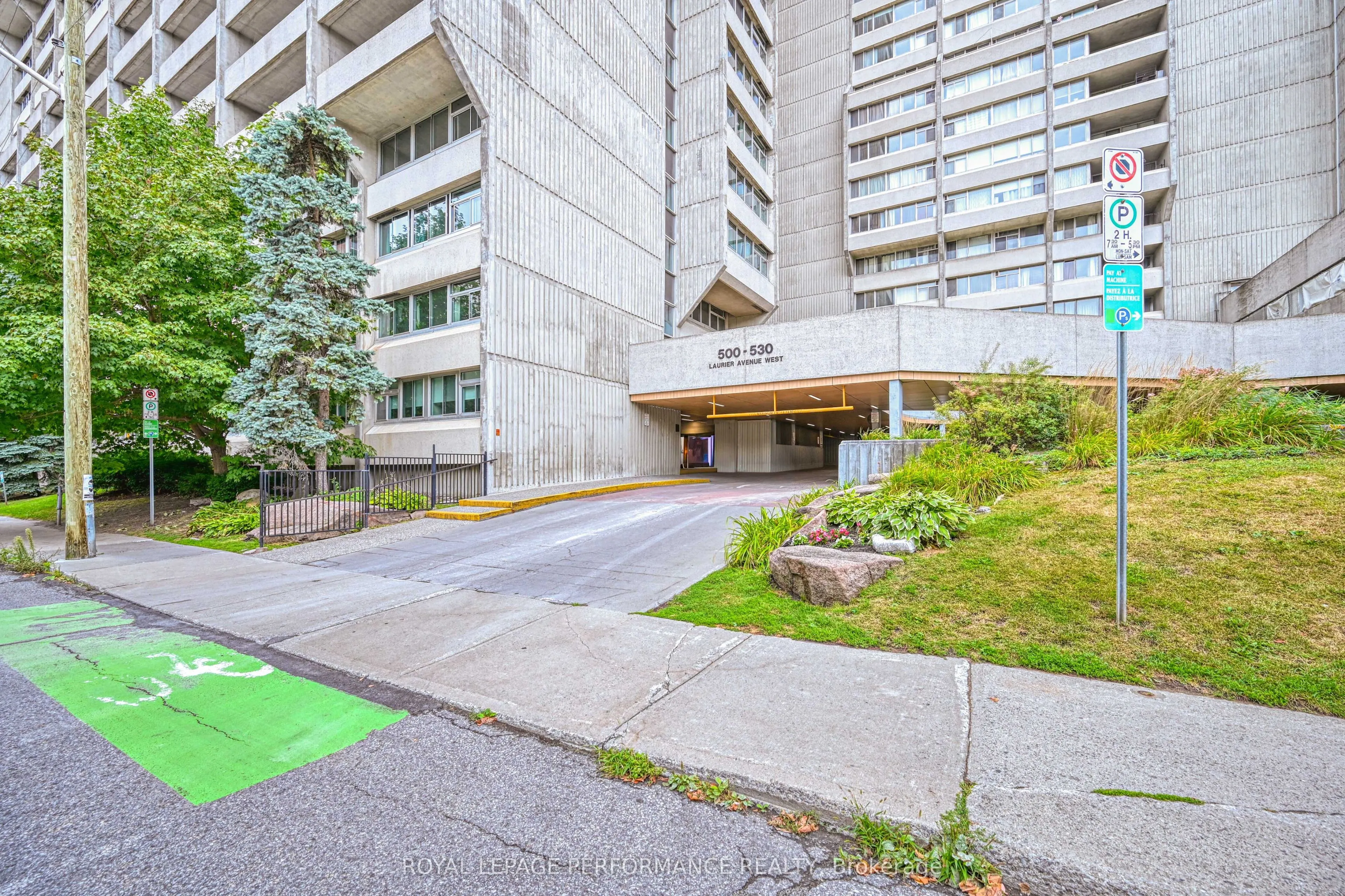 500 Laurier Avenue W, #2103