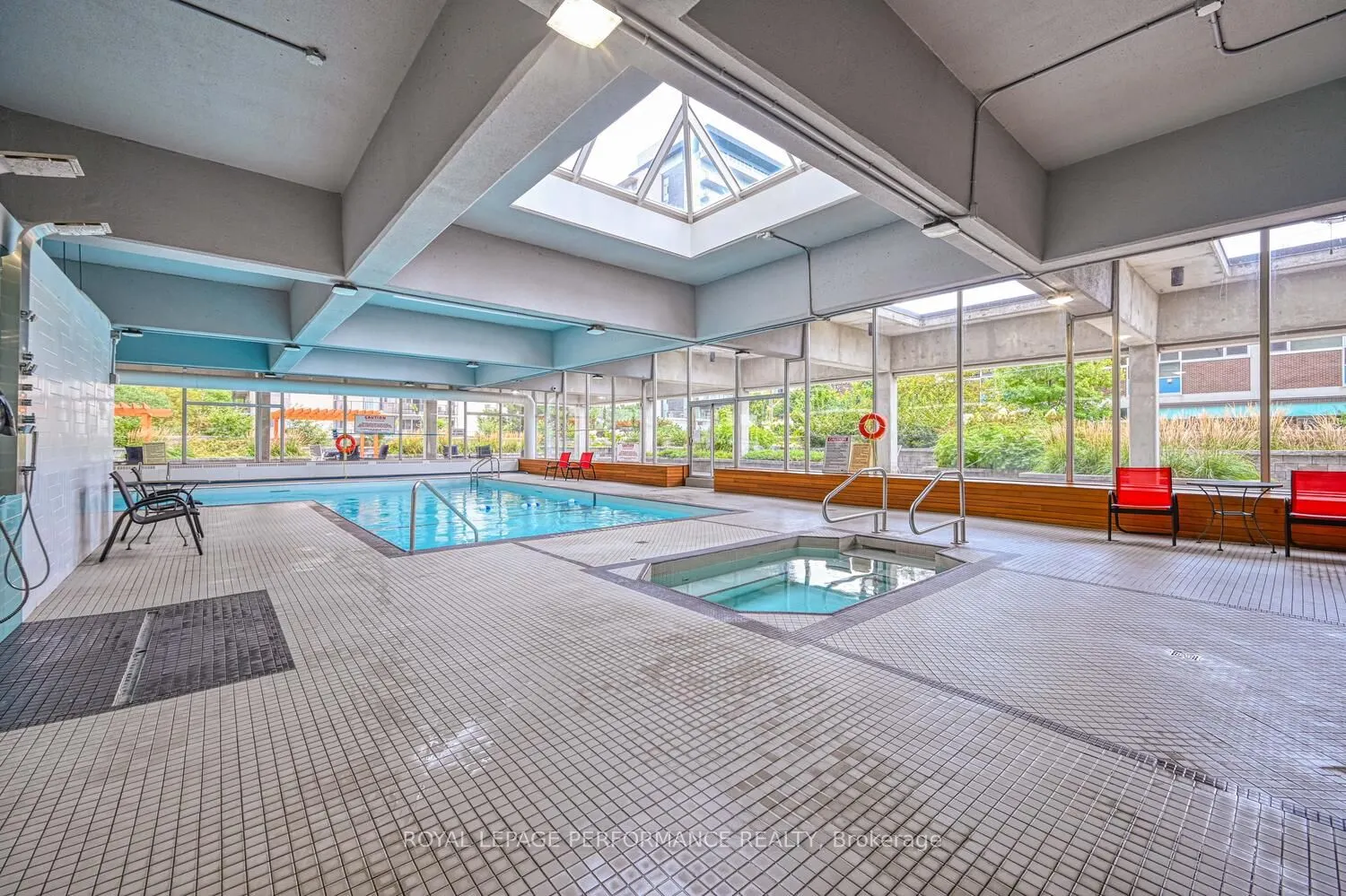 500 Laurier Avenue W, #2103