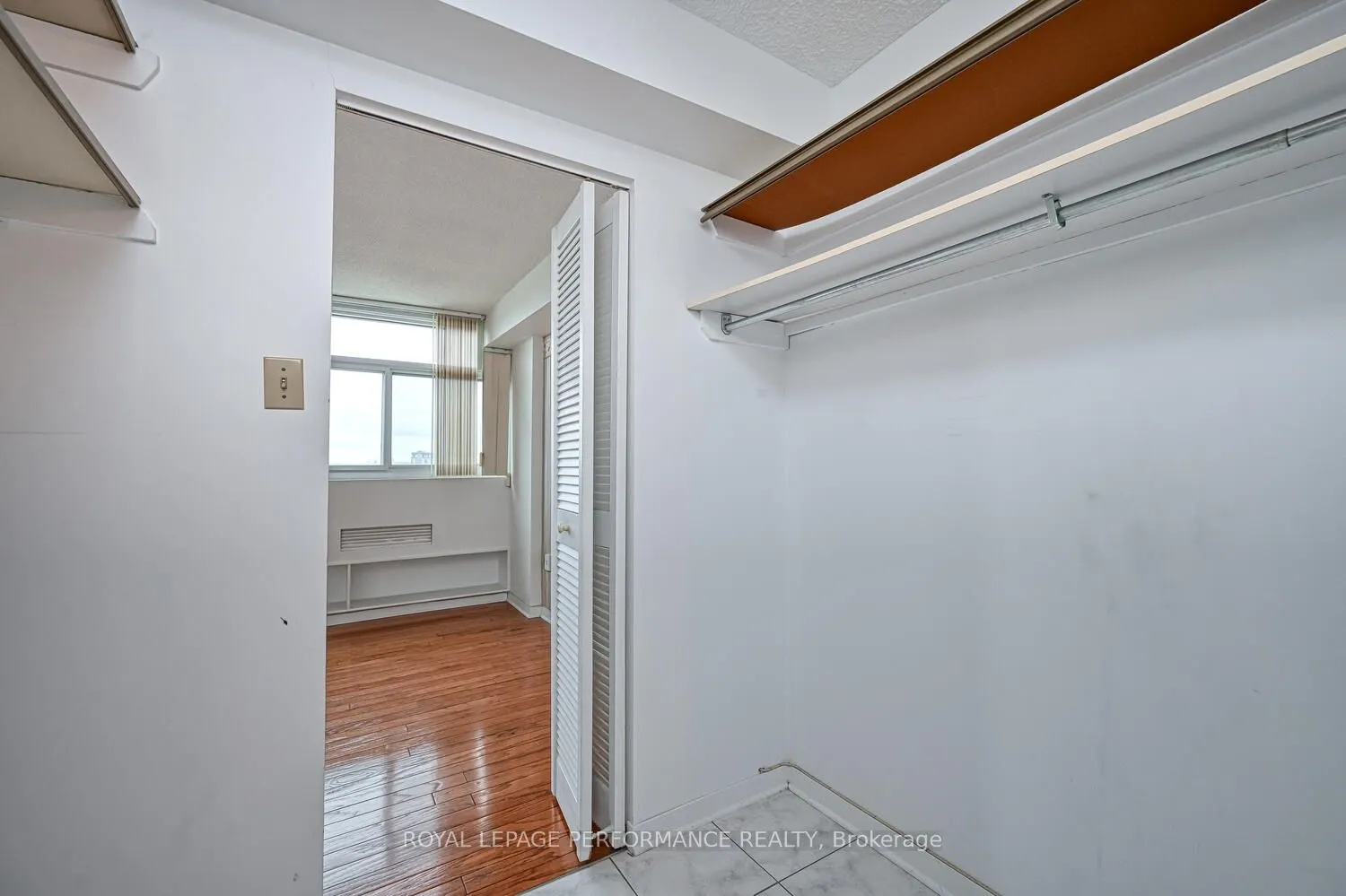 500 Laurier Avenue W, #2103