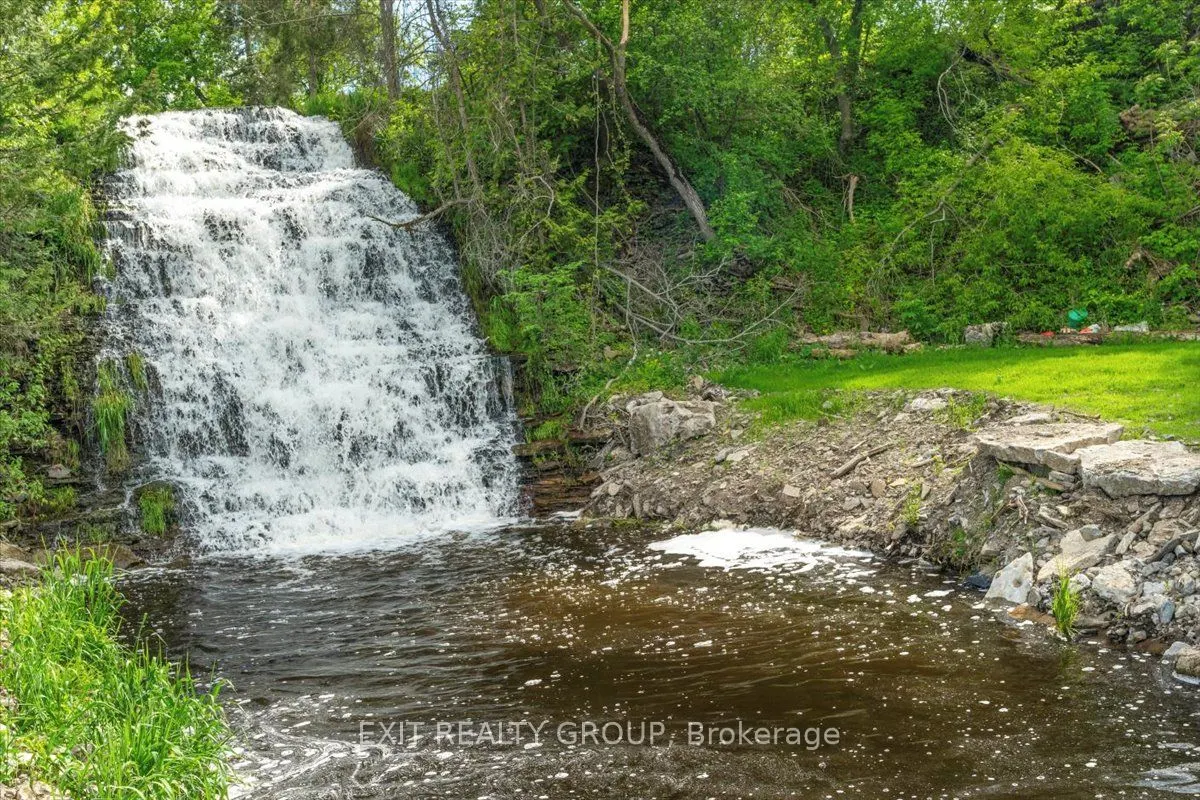 782 County Rd 49