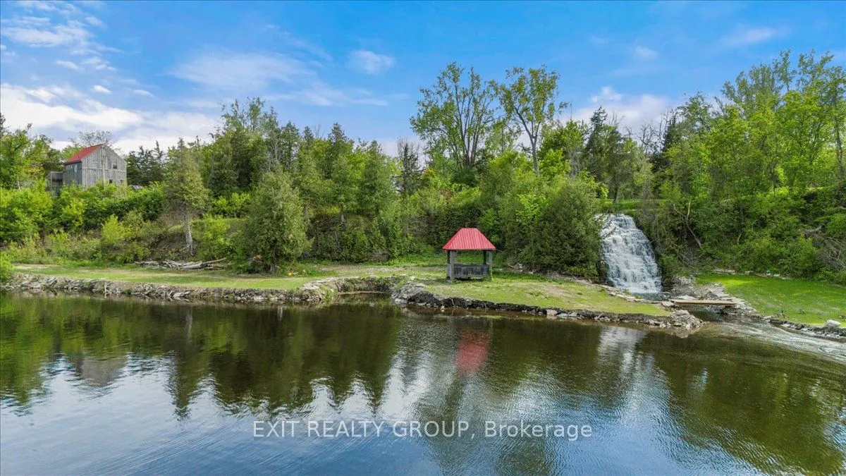 782 County Rd 49