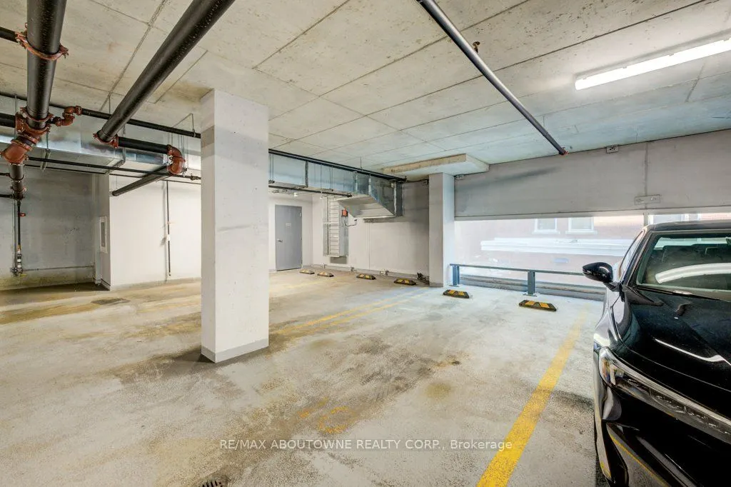 60 Frederick Street, #903