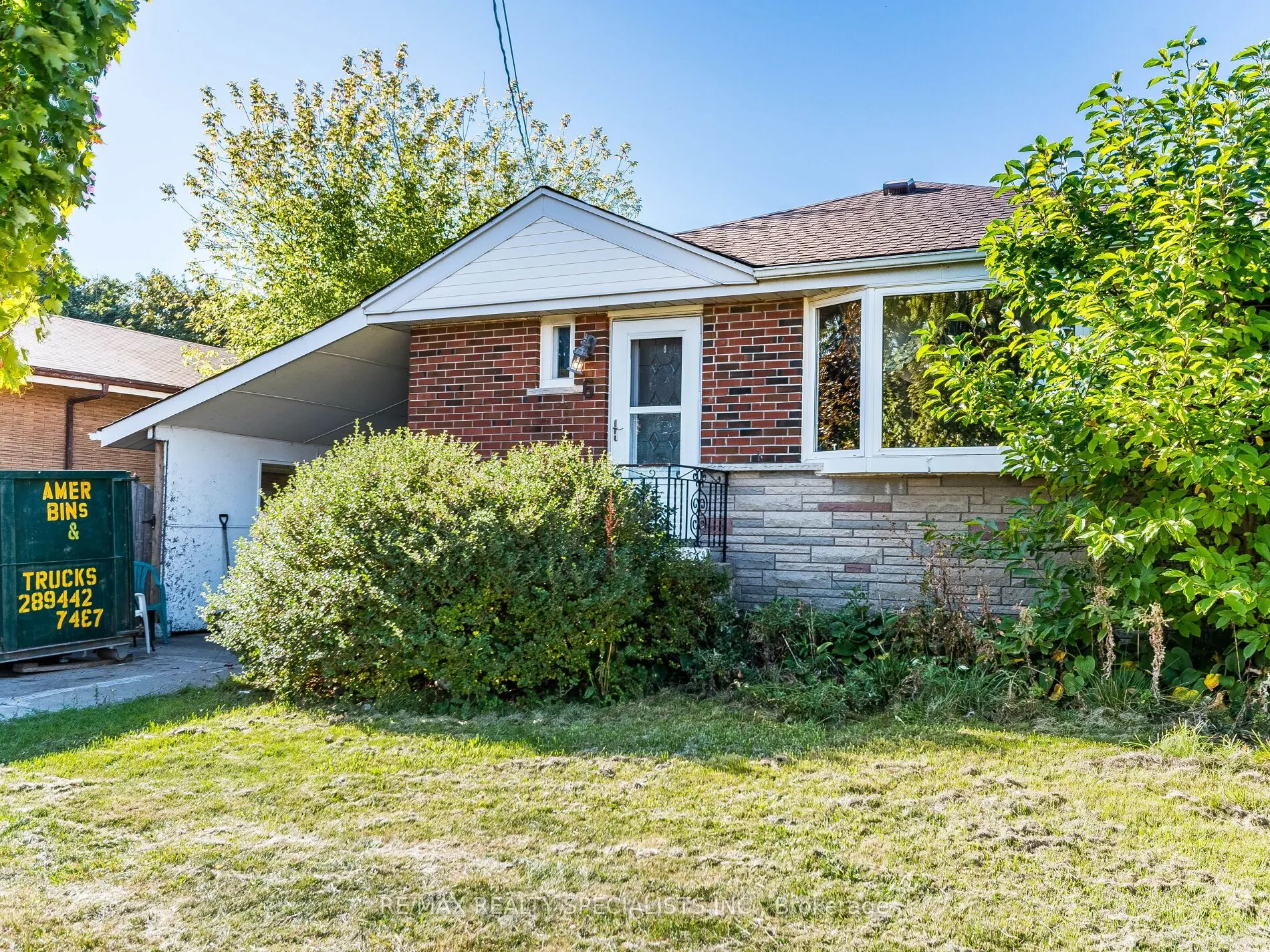 6 Endfield Avenue