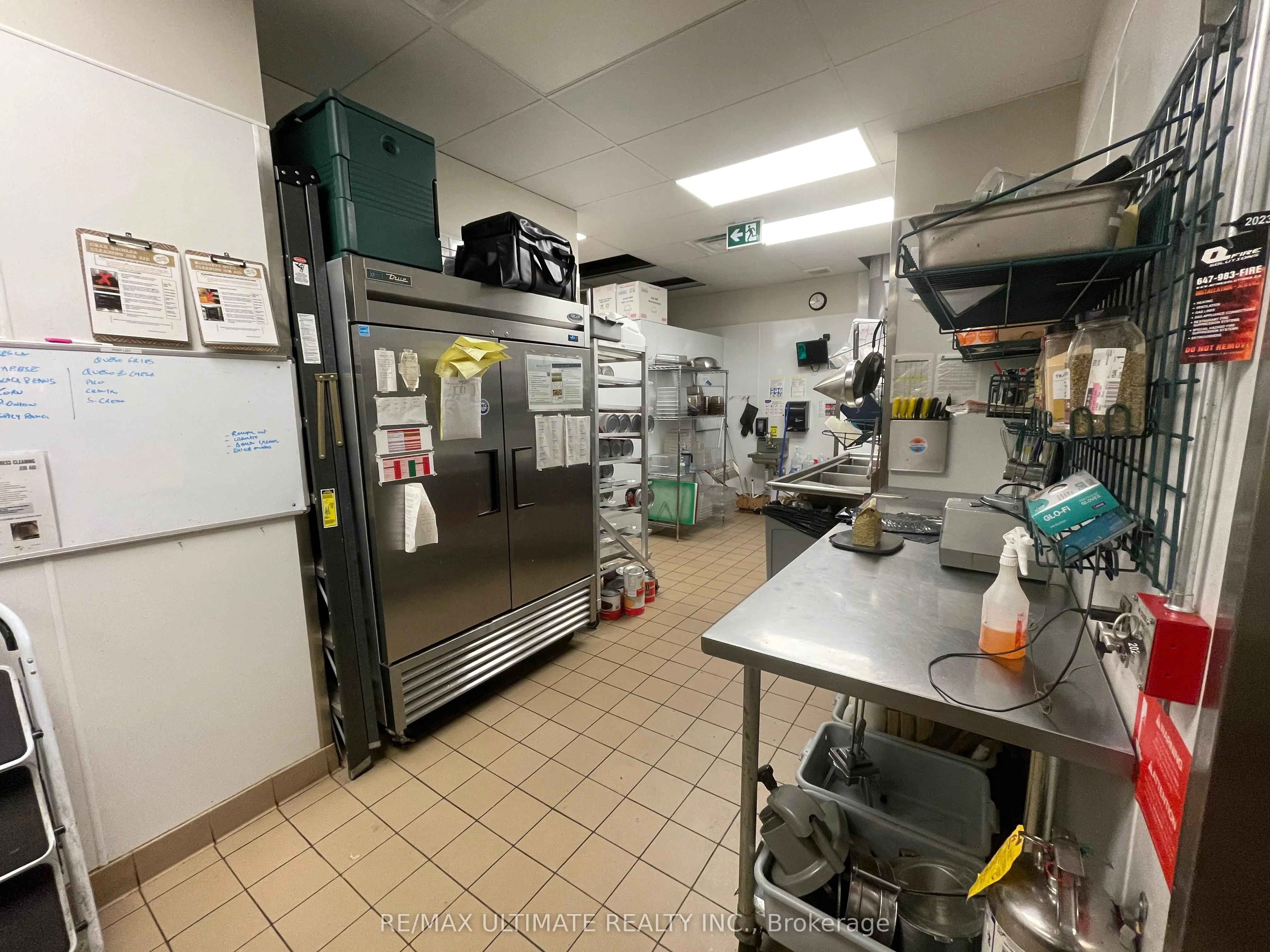 295 WELLINGTON STREET UNIT 3D