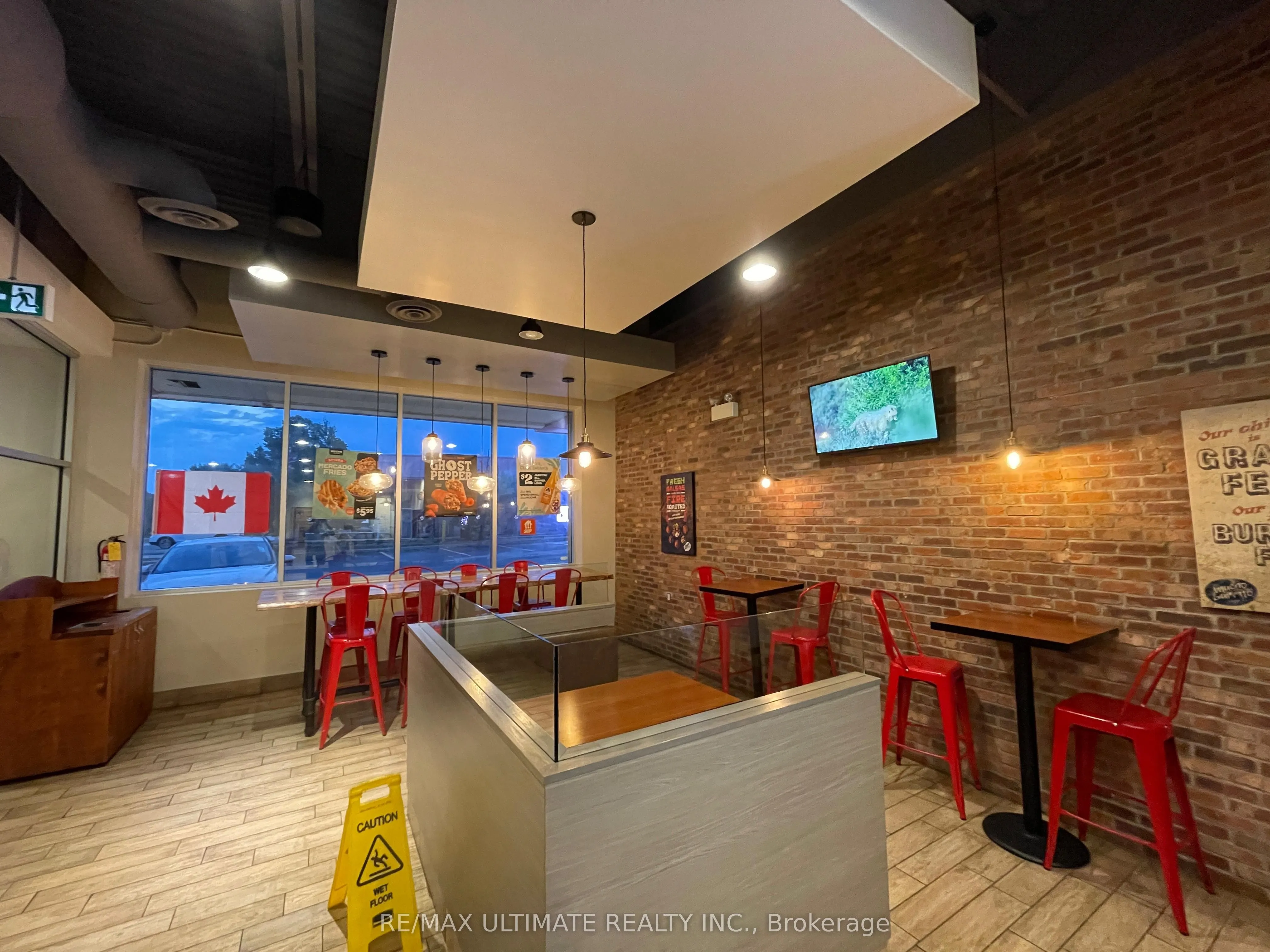 295 WELLINGTON STREET UNIT 3D